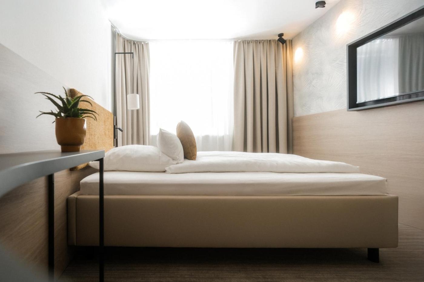 Economy Single Room