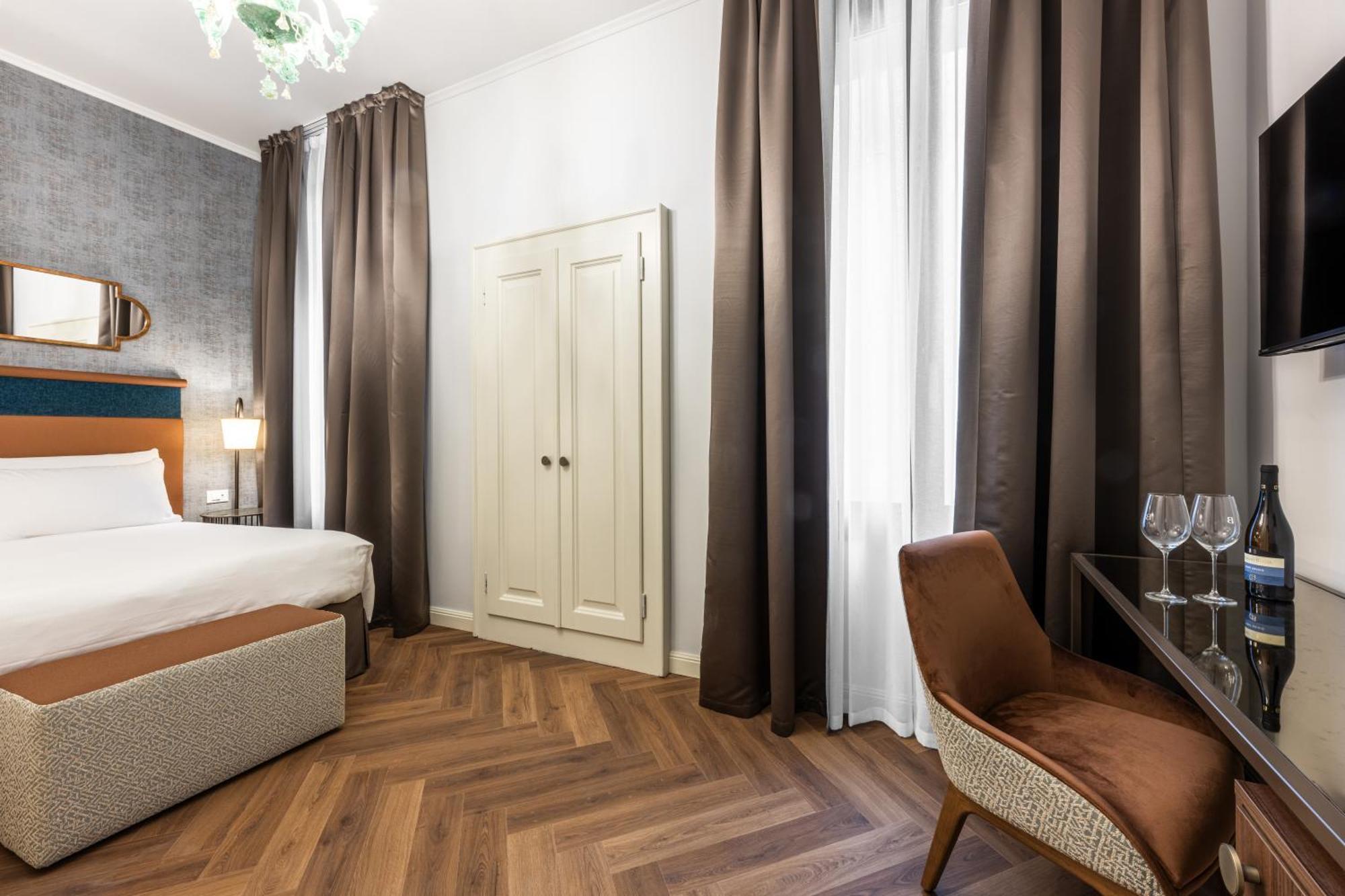 Classic Double Room