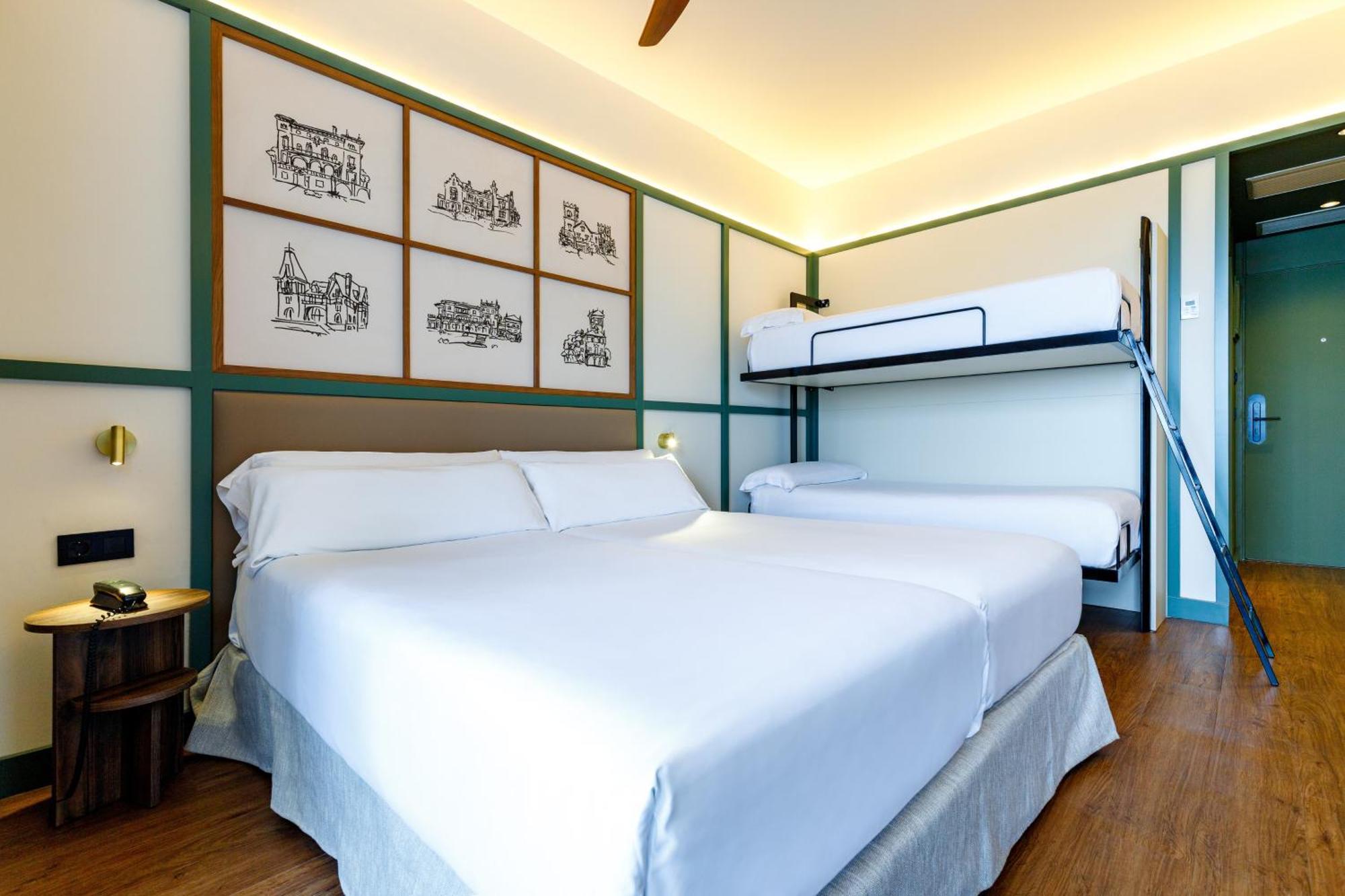 Quadruple Room Sea View