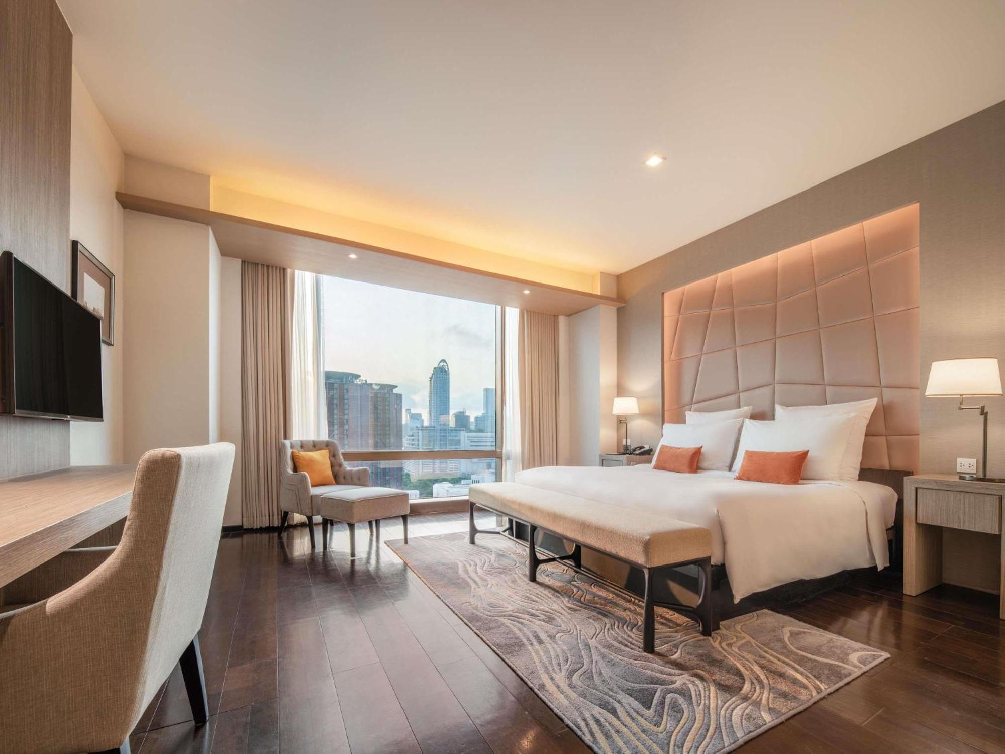 Deluxe King Room