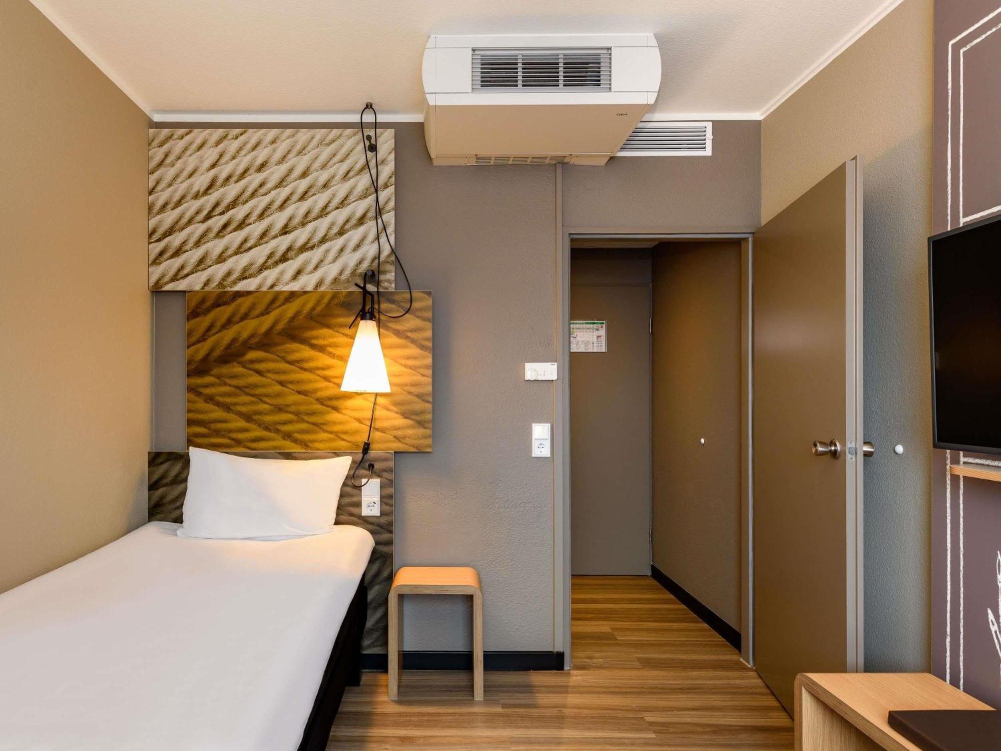 Standard Room 1 Single Bed