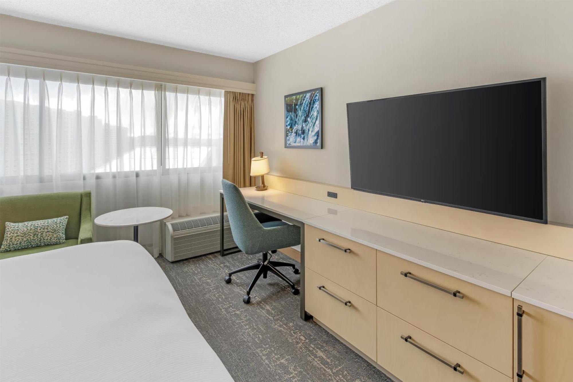 Standard King Room