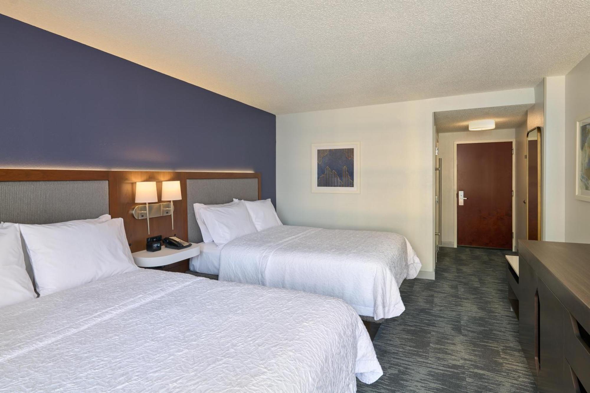 Room Two Queen Beds Non-Smoking