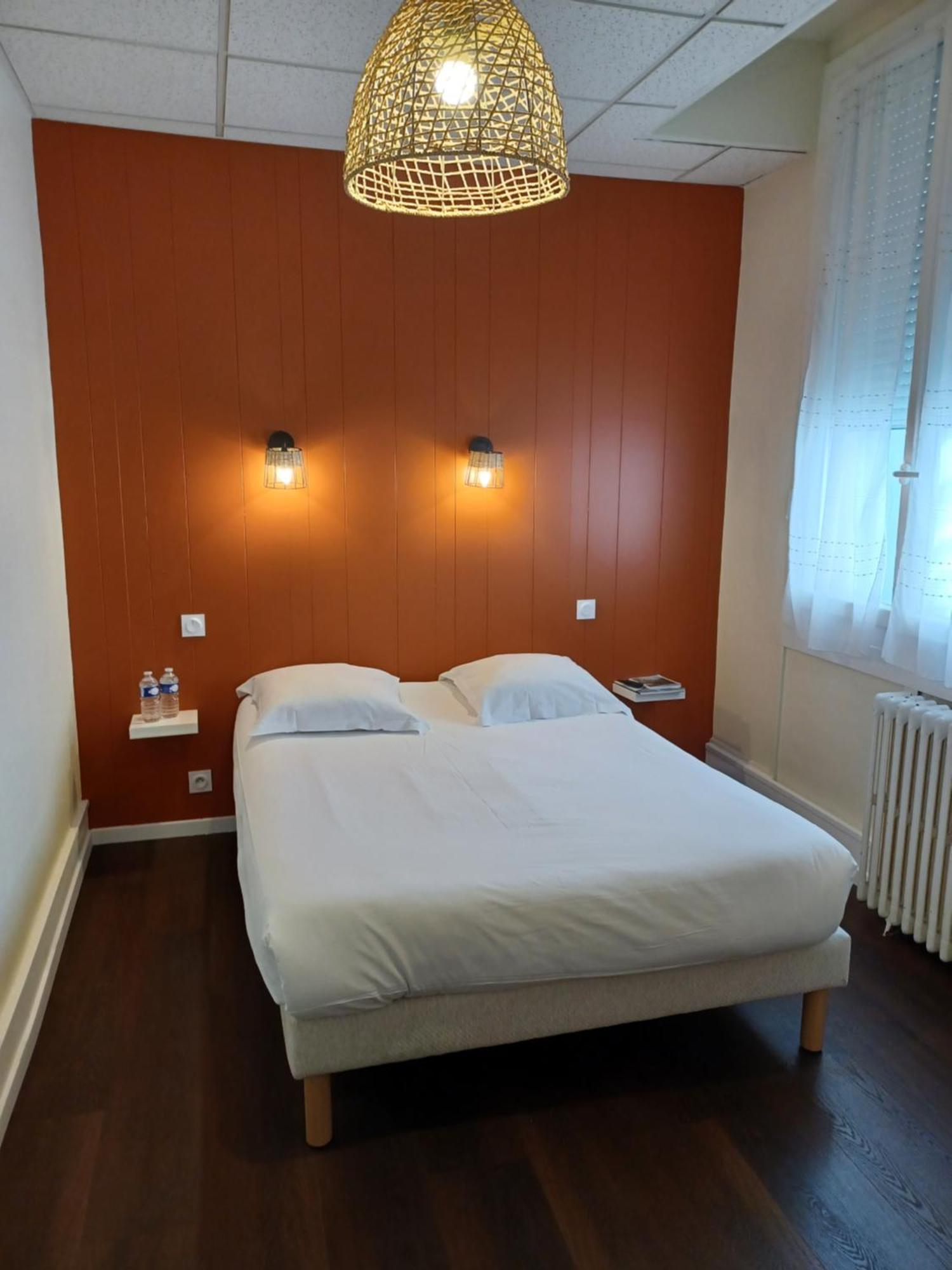 Standard Double Room Fan