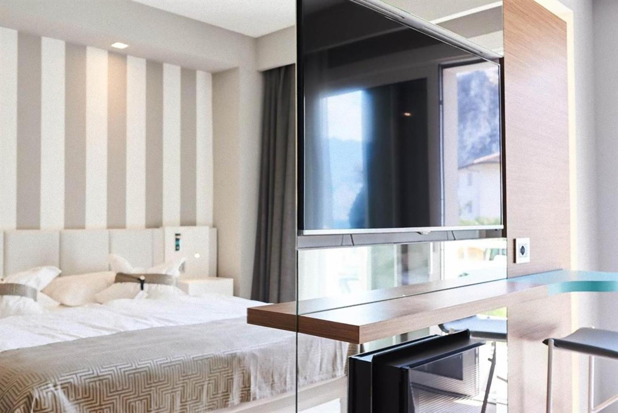 Double Room Lake View