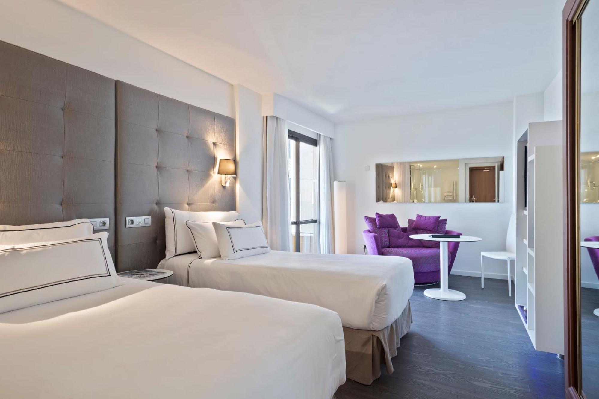 Premium Double or Twin Room,1765837786:JPEG