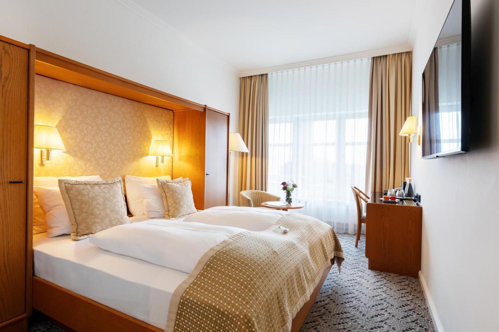 Classic Double Room