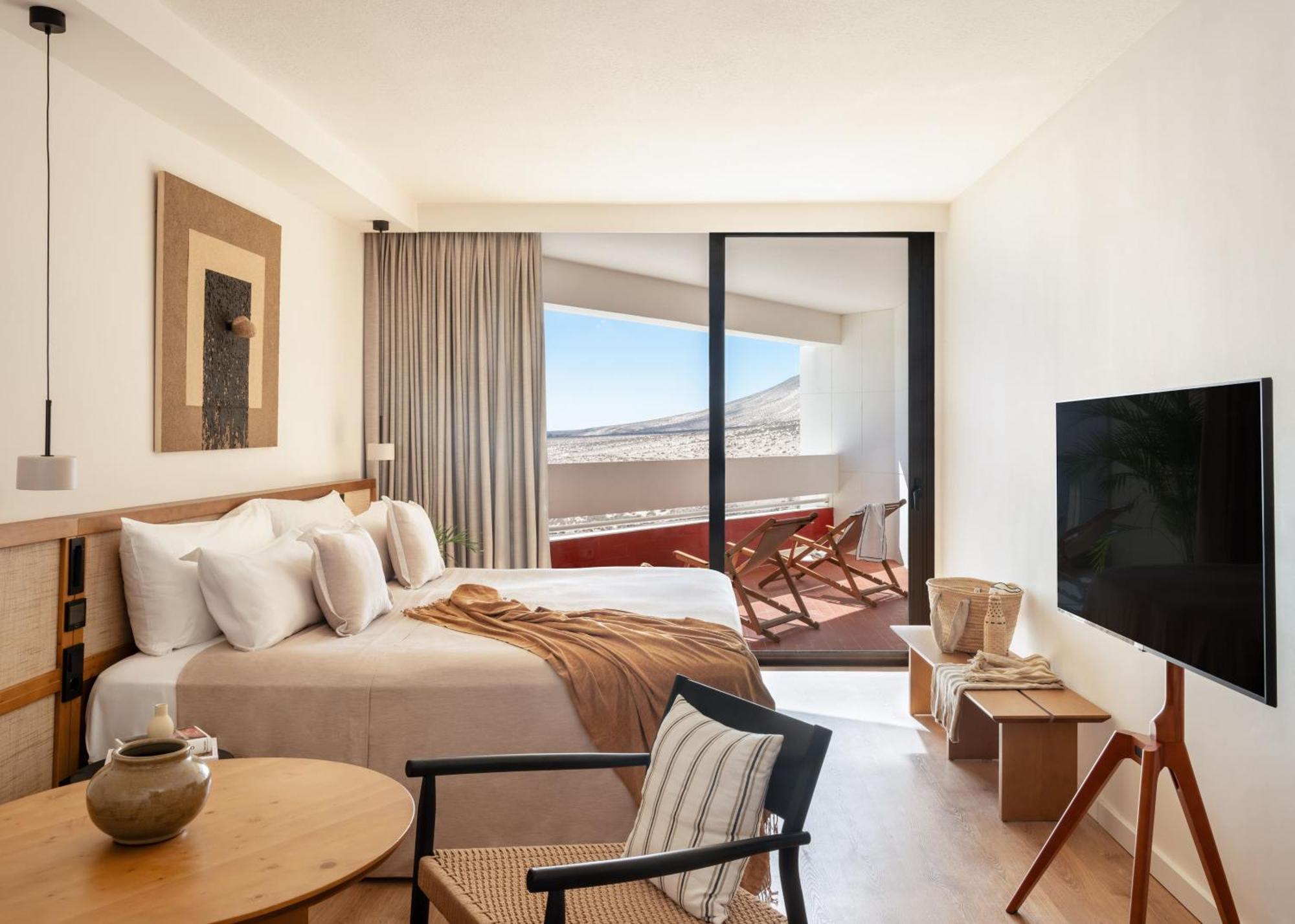 Premium Room,1765842314:JPEG
