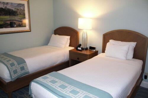 1 Bedroom Double Twin Suite