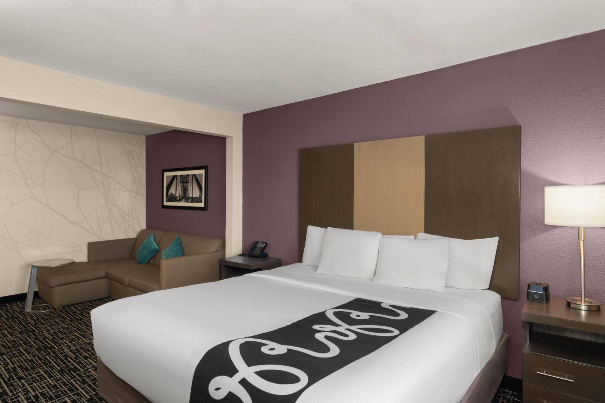 Executive King Room