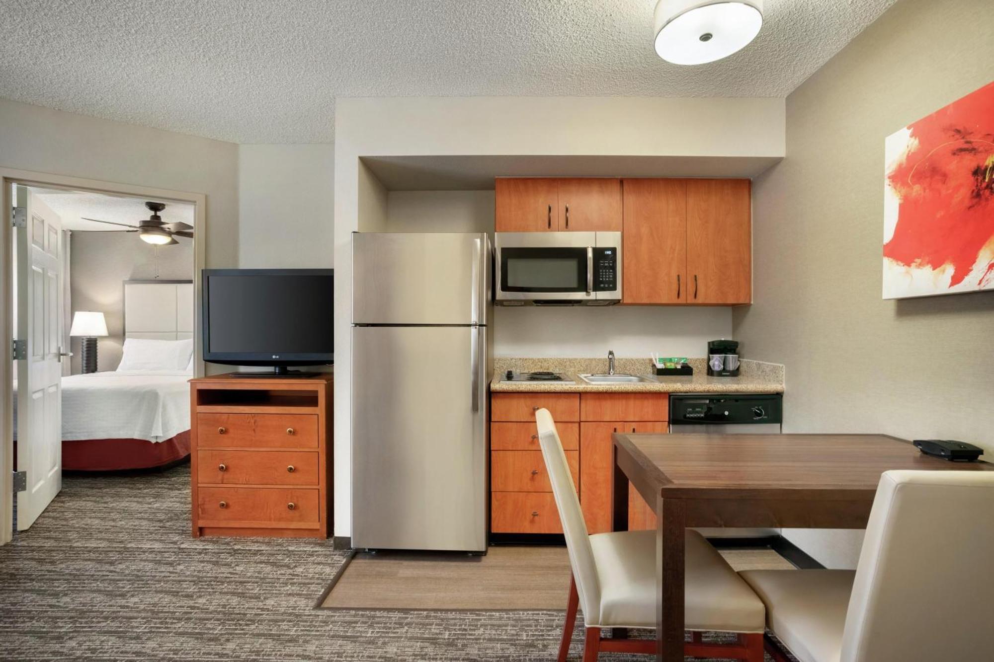 One-Bedroom King Suite Non-Smoking