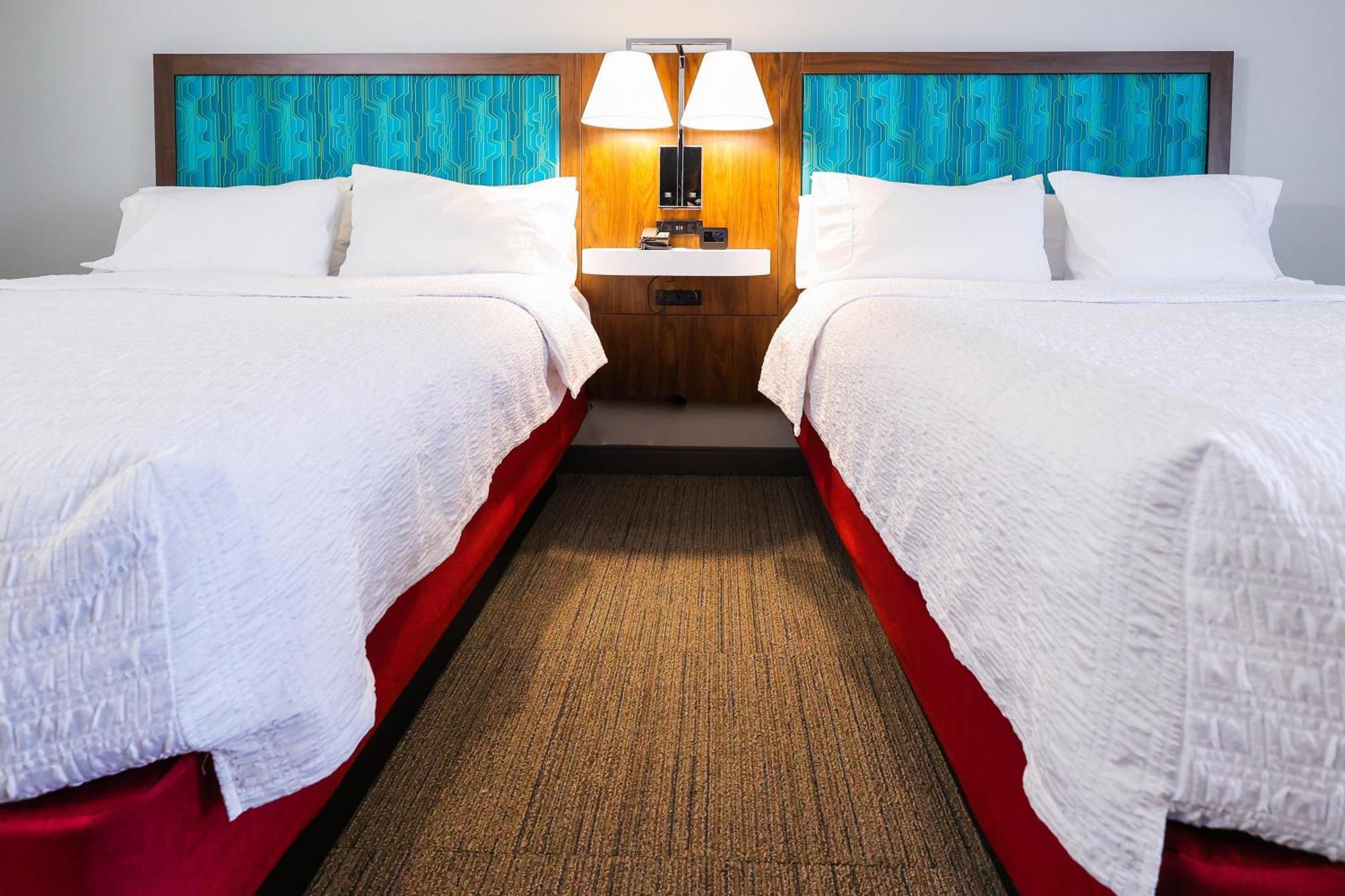 Room Two Queen Beds Non-Smoking