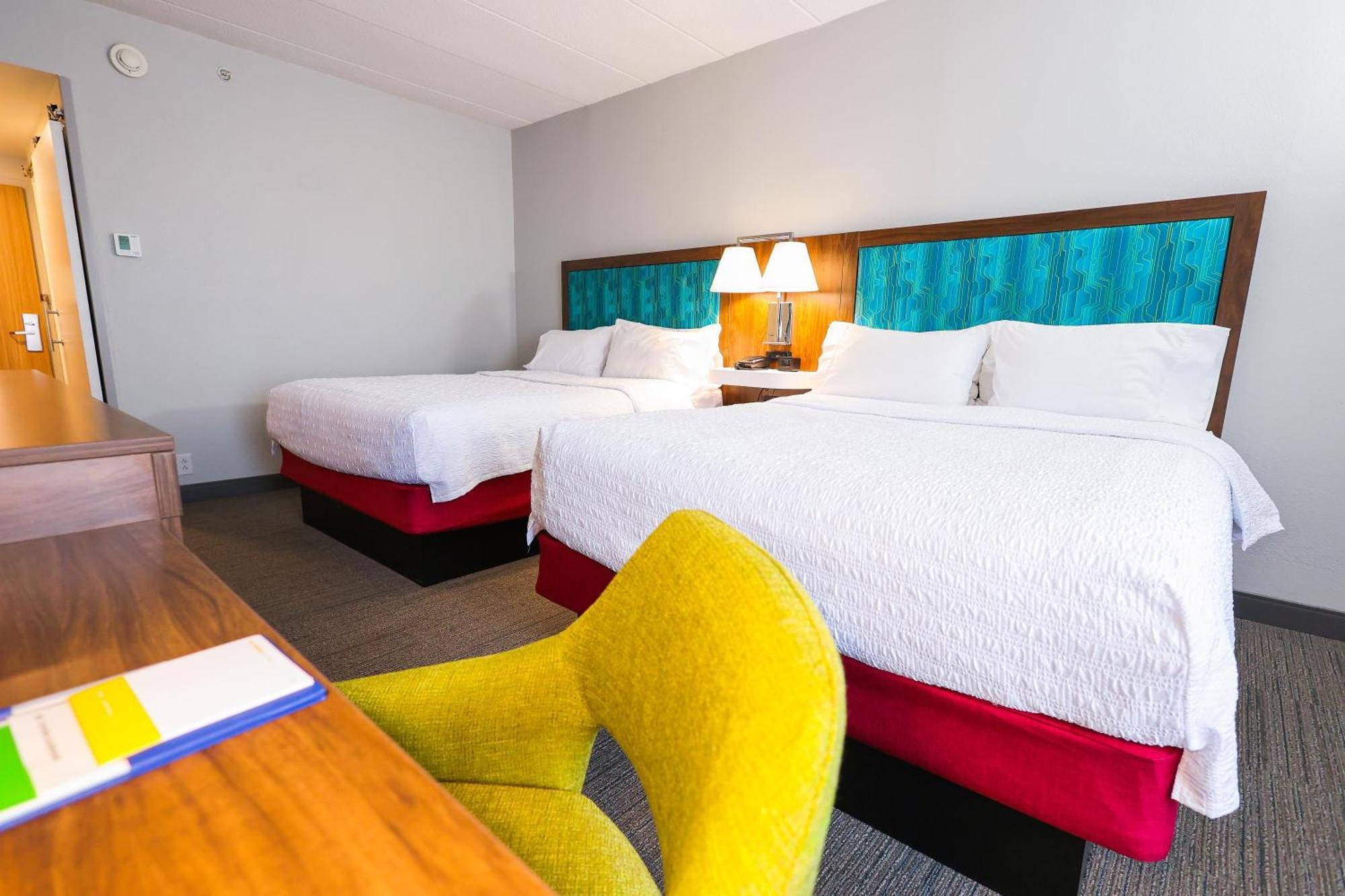 Room Two Queen Beds Non-Smoking