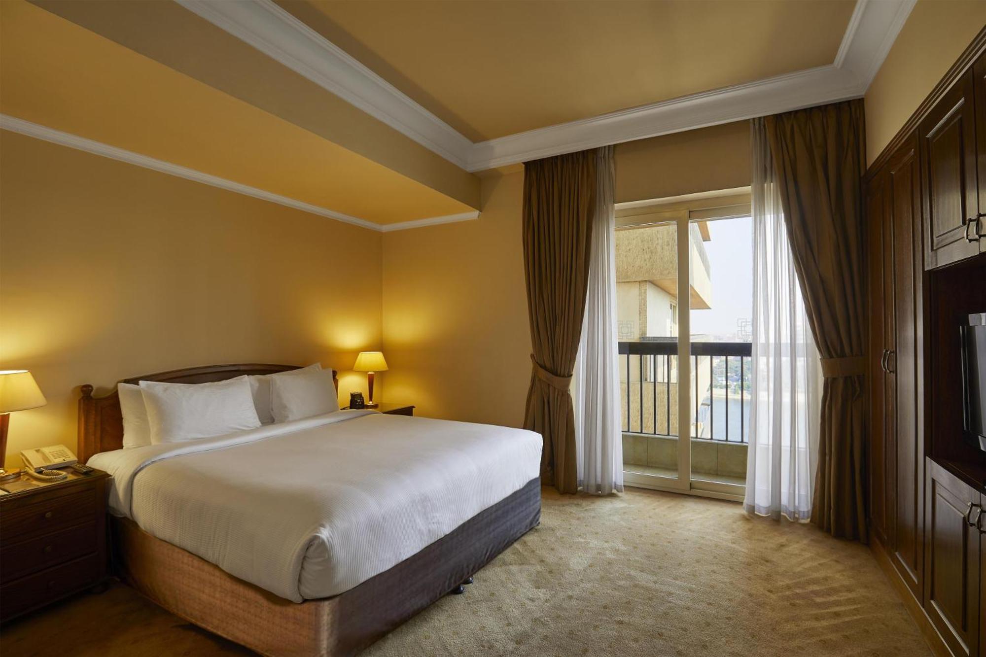 King Room Plus Side River View