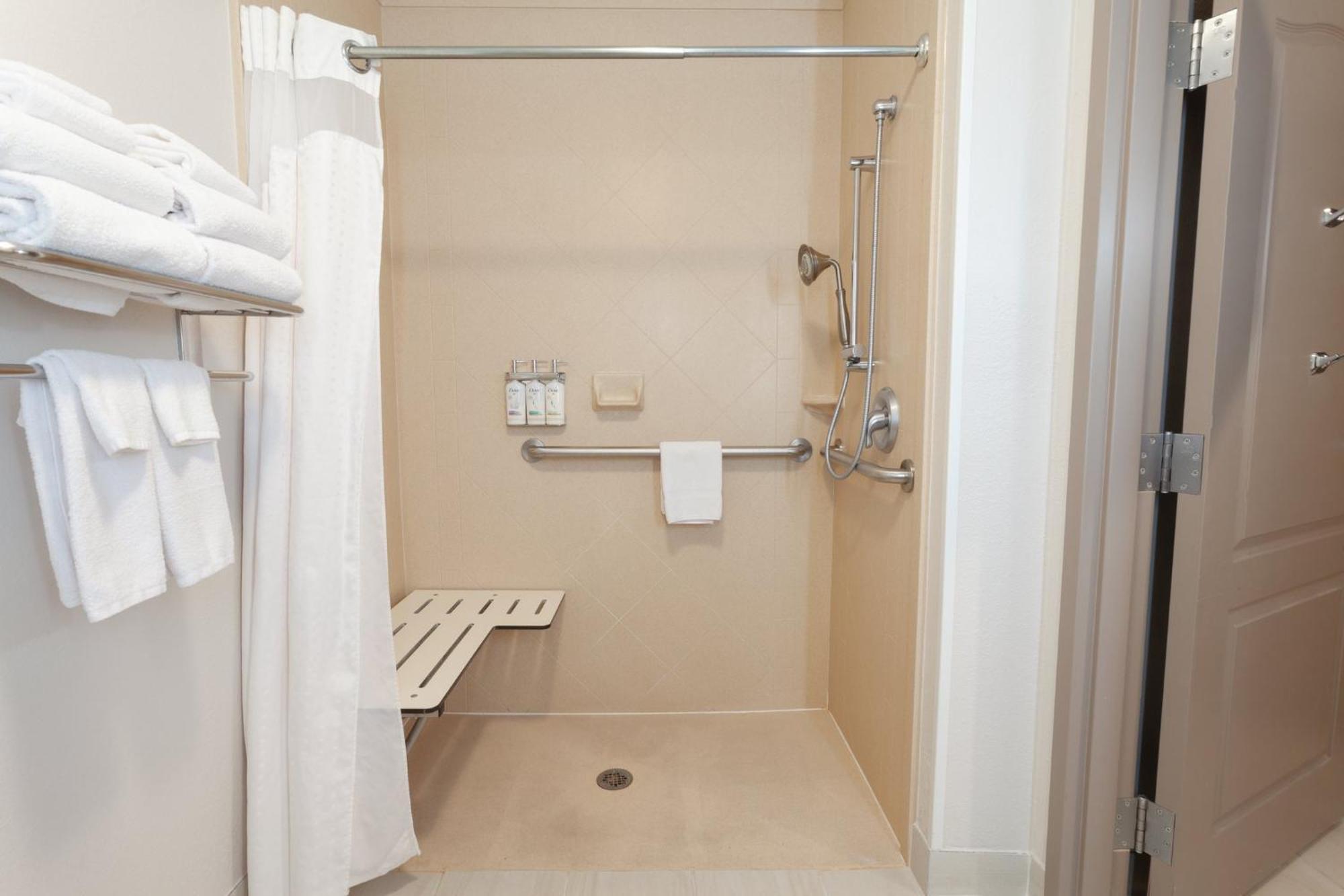 King Suite Hearing Accessible or Non-Smoking