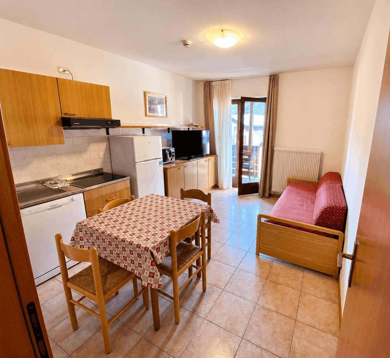 Standard Apartment,1765865447:JPEG