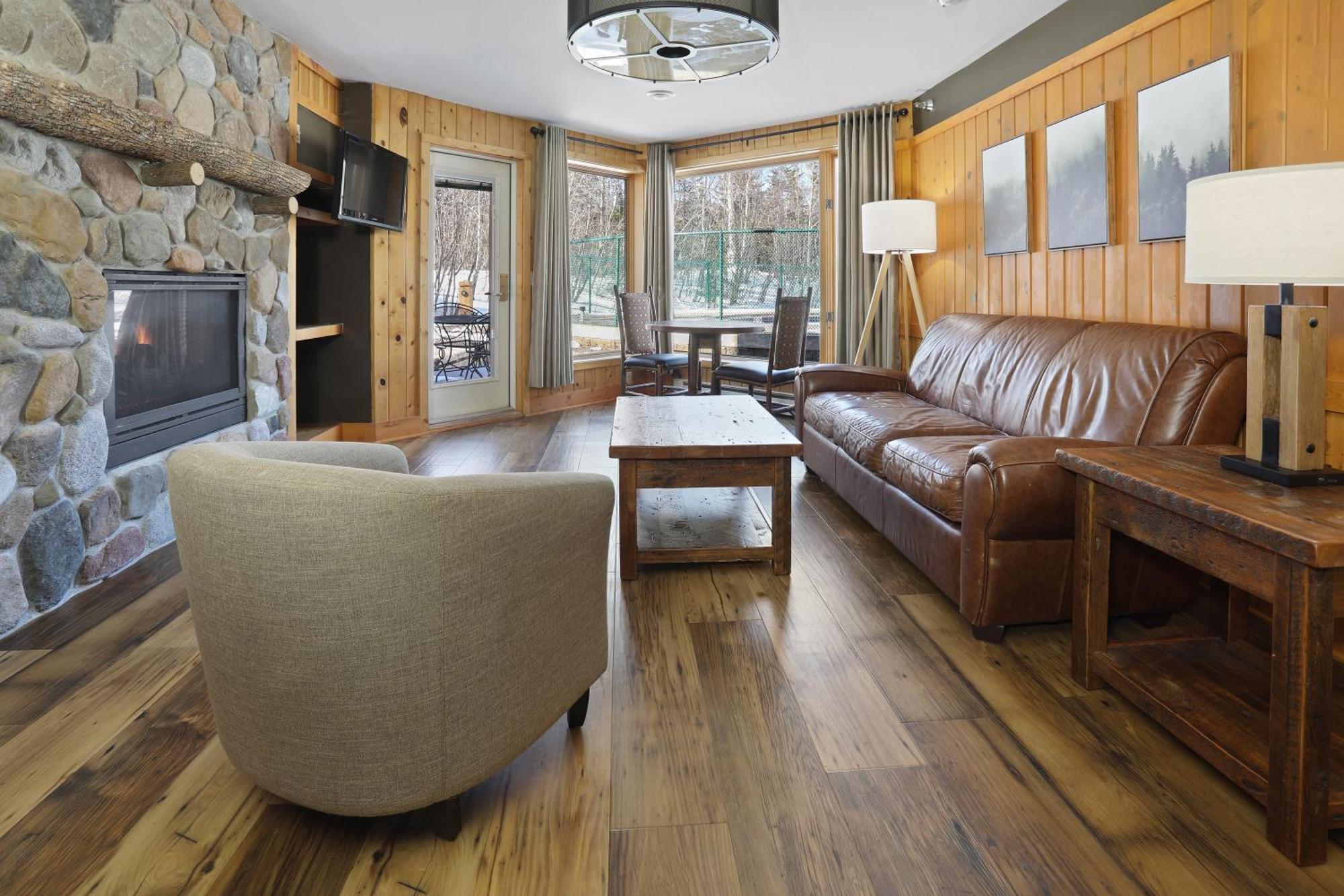 Northwoods 1 Bedroom King Suite
