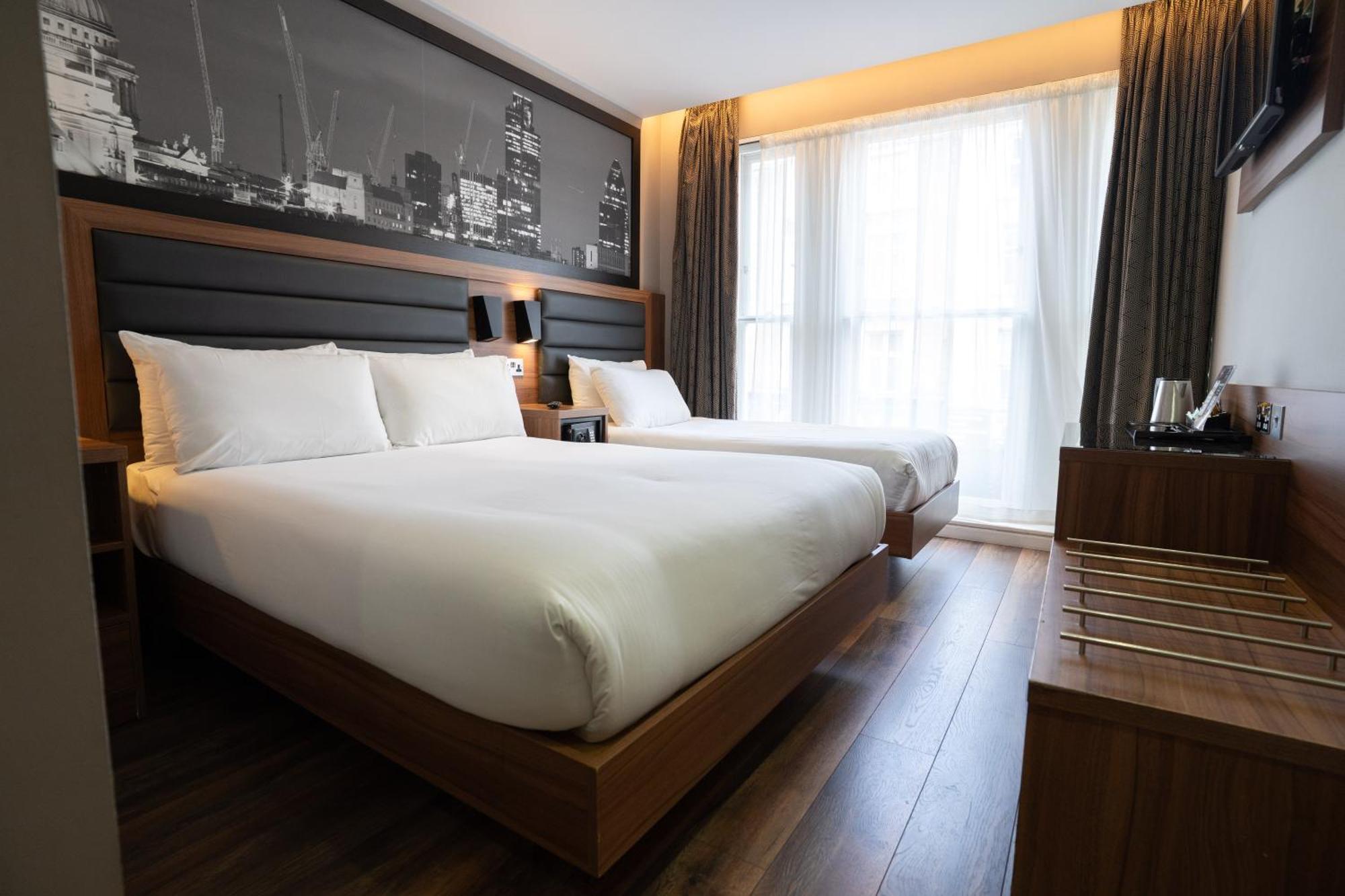 Classic Triple Room en suite
