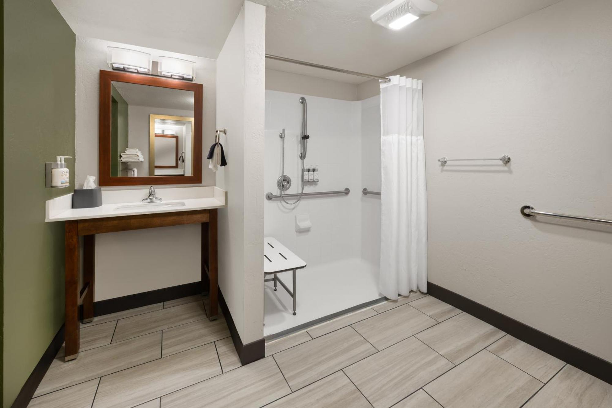 King Suite Mobility Accessible Roll Shower