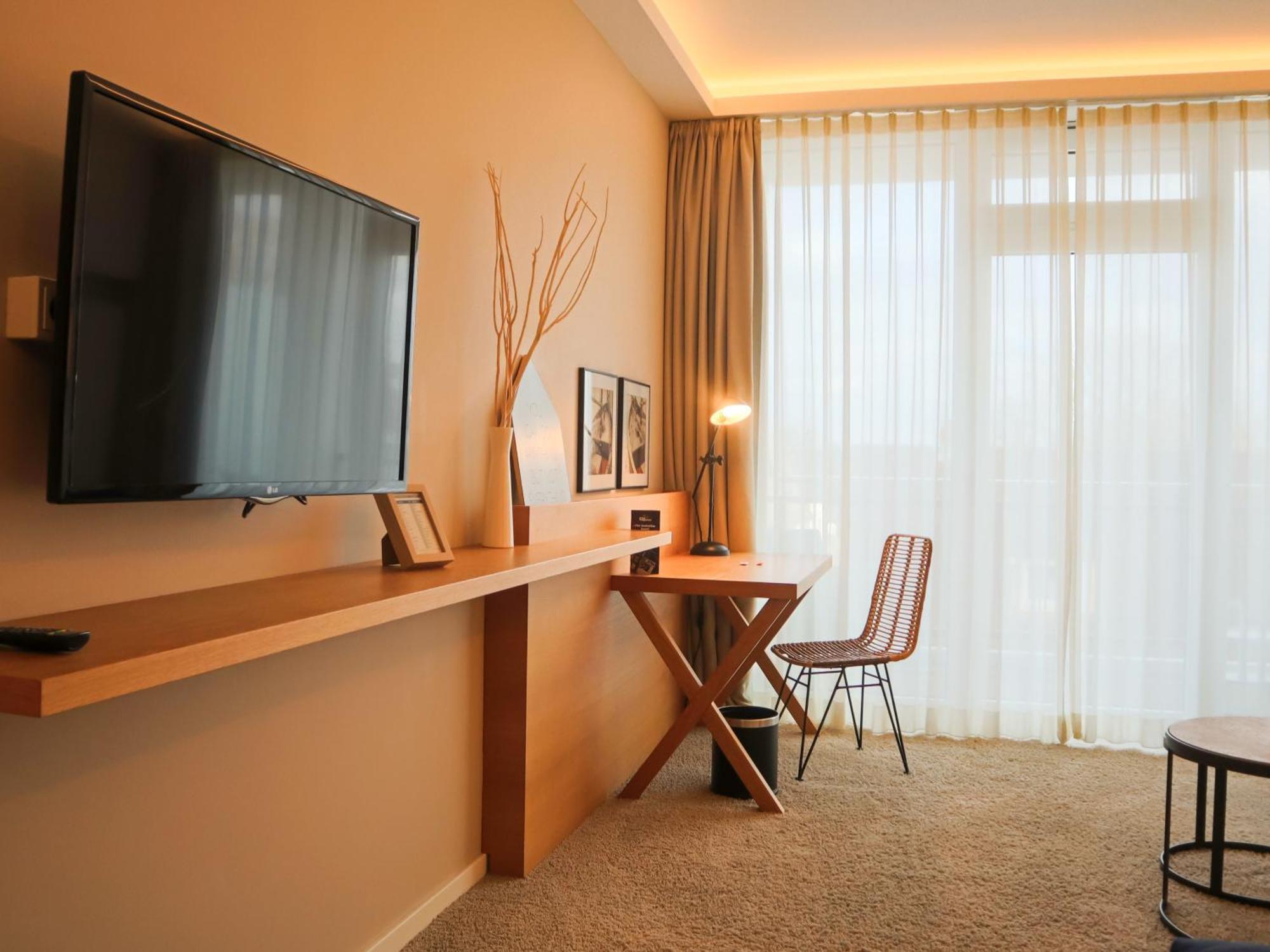 Land Deluxe Double Room Balcony Land View no pets