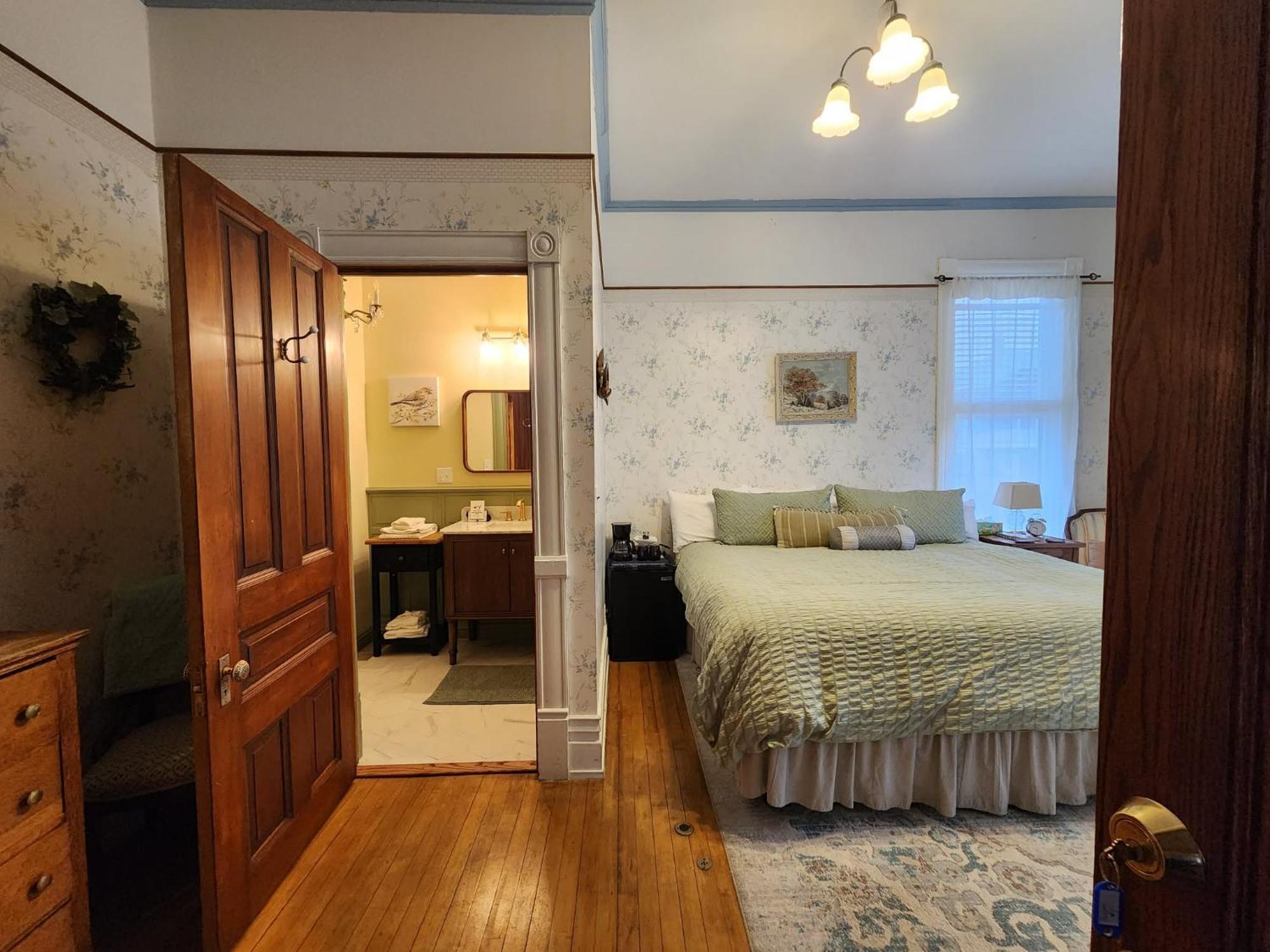 King Room
