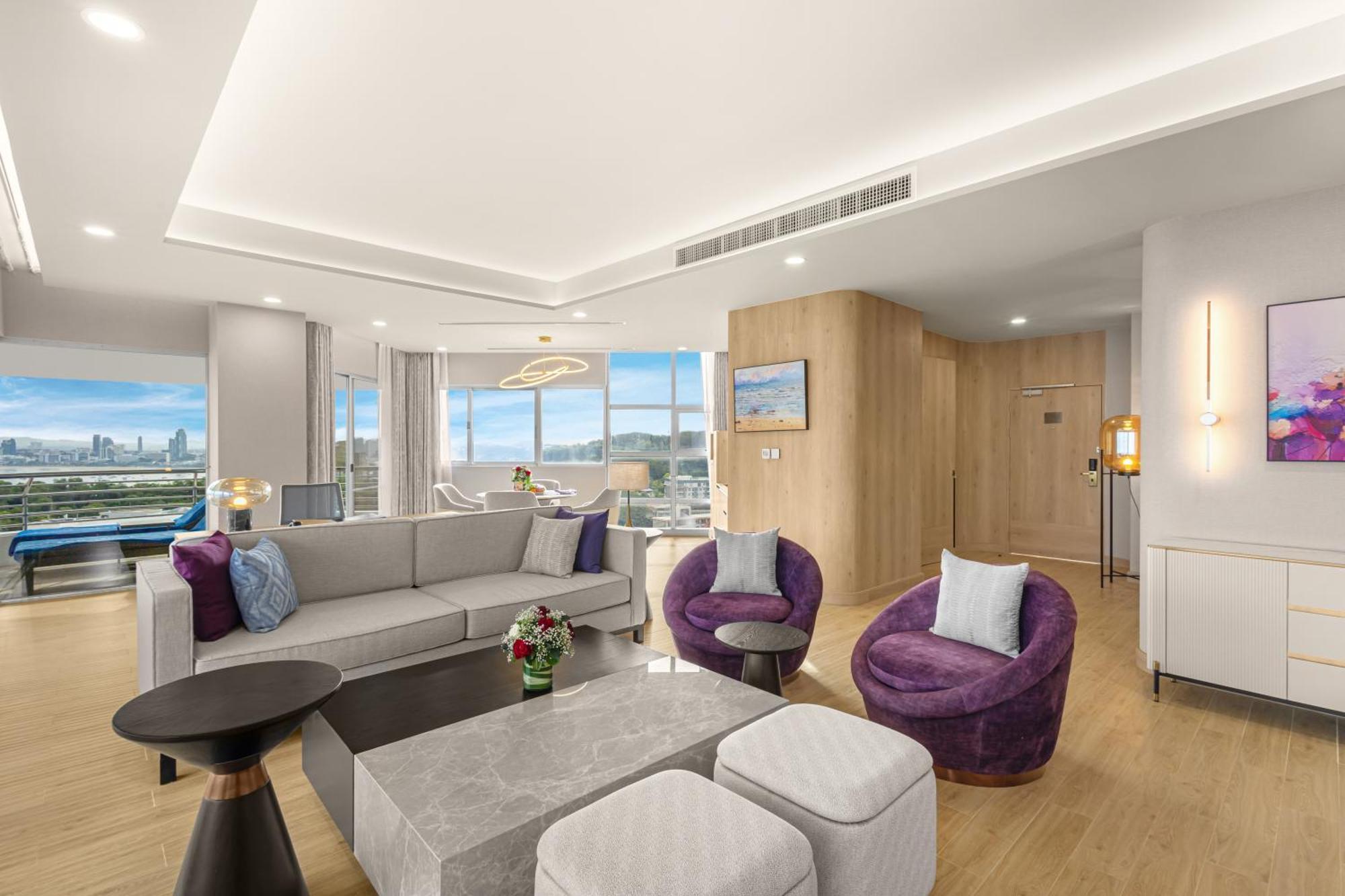 One-Bedroom Regency Suite Modern Style