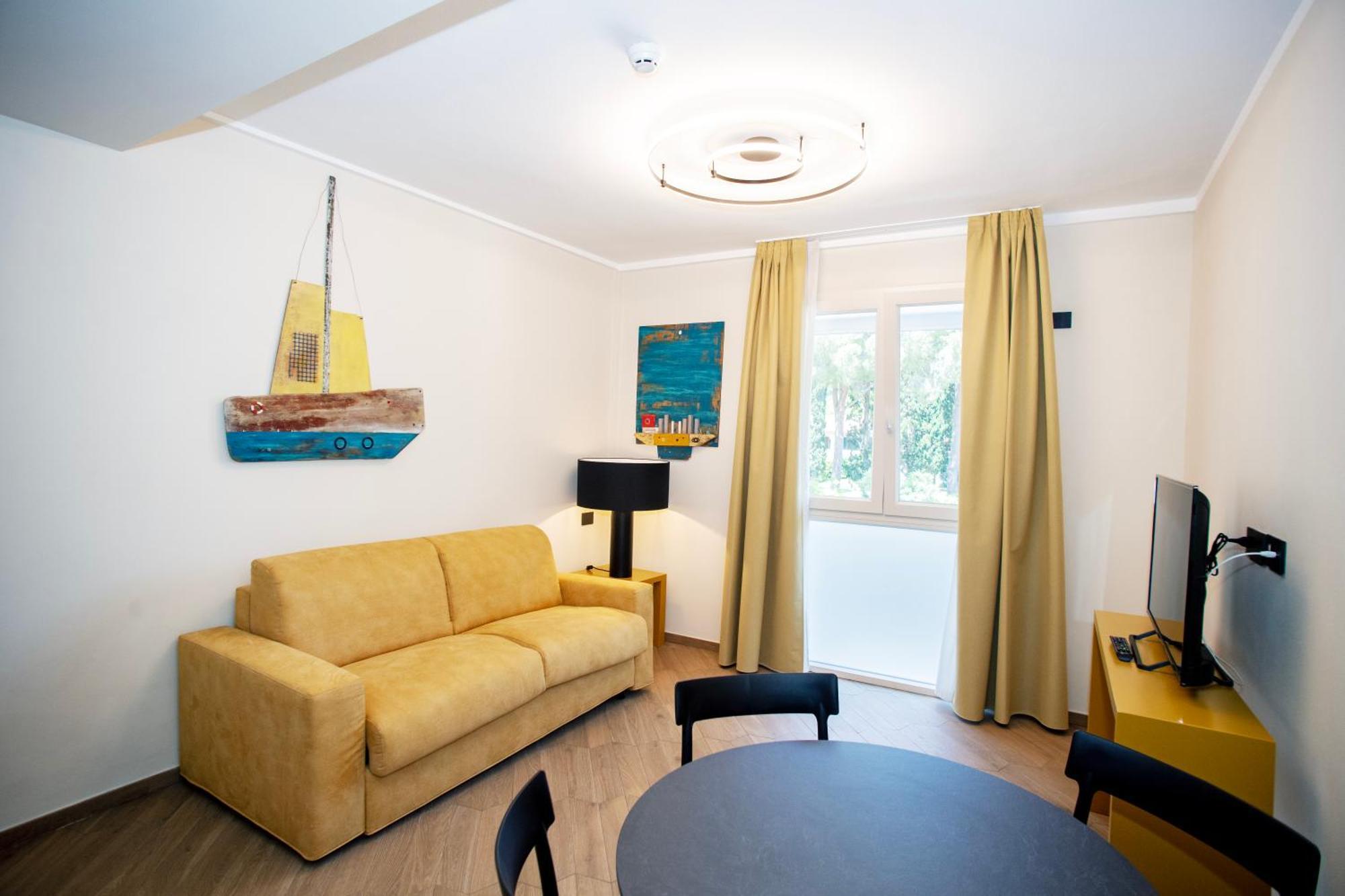 One-Bedroom Apartment