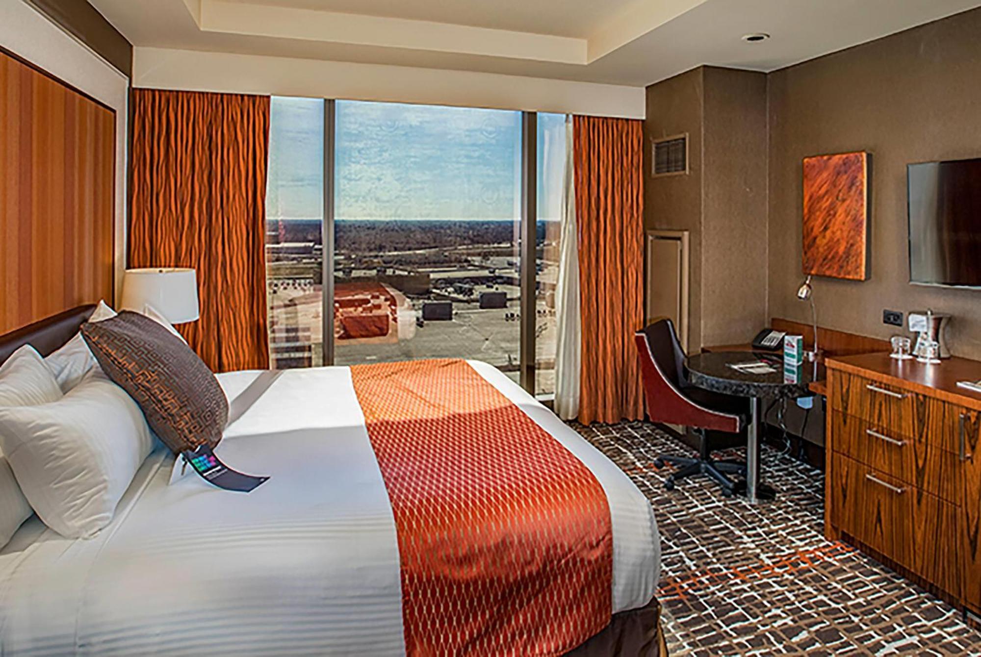 Deluxe King Room Spa Tower Non-Smoking
