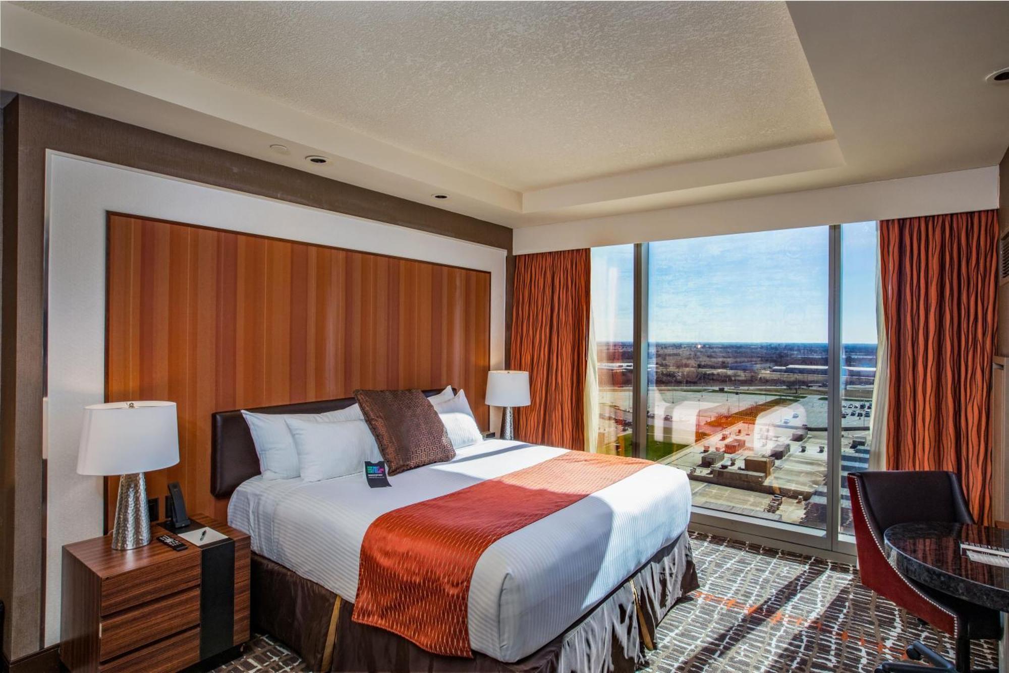 Deluxe King Room Spa Tower Non-Smoking