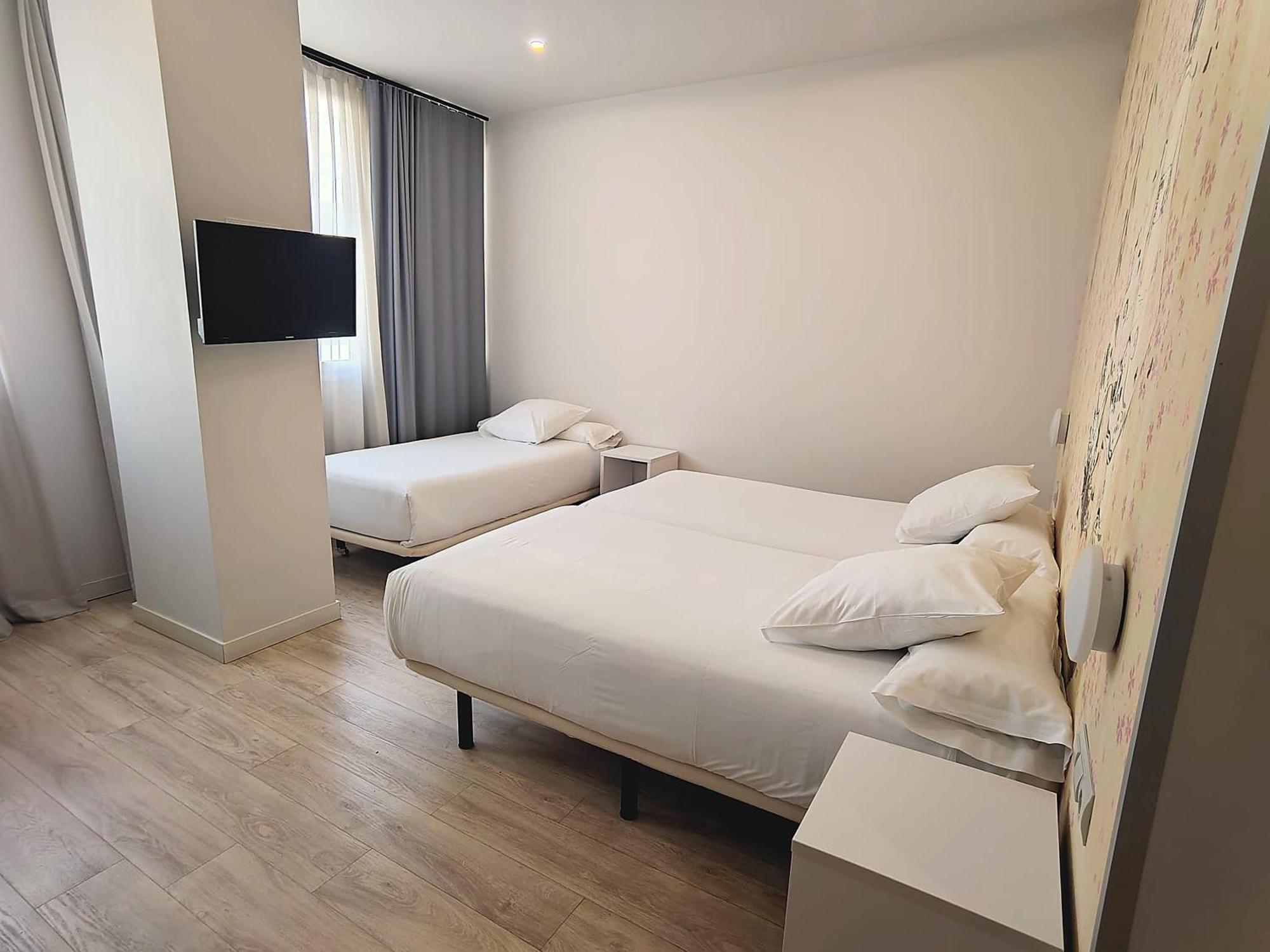 Twin Room Extra Bed
