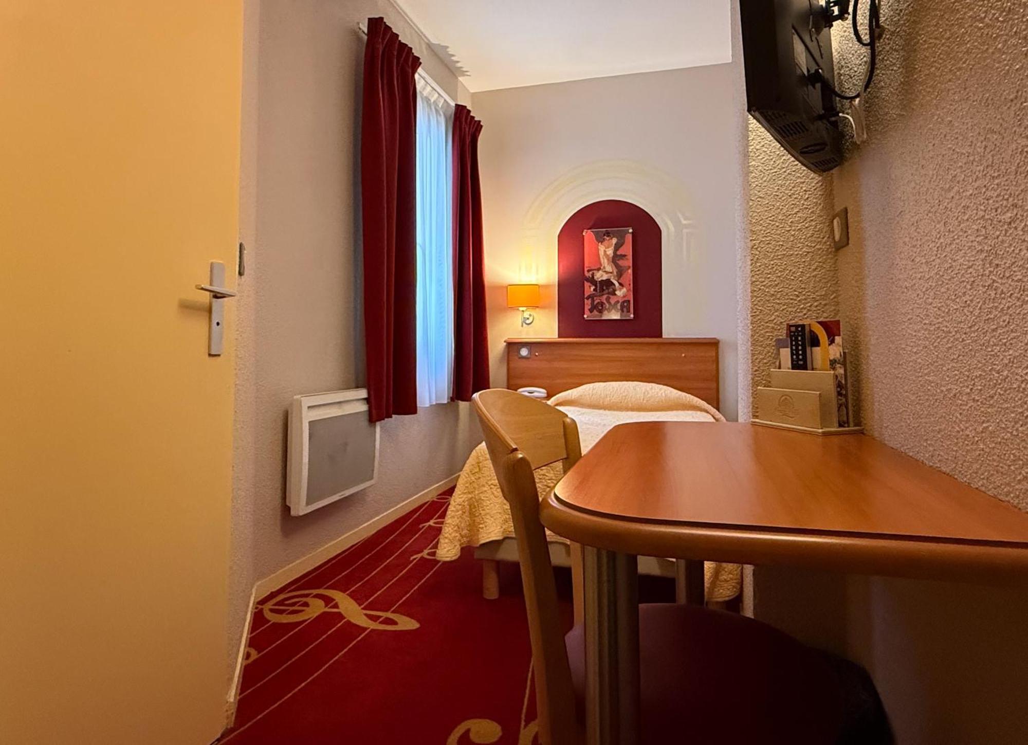 Economy Single Room