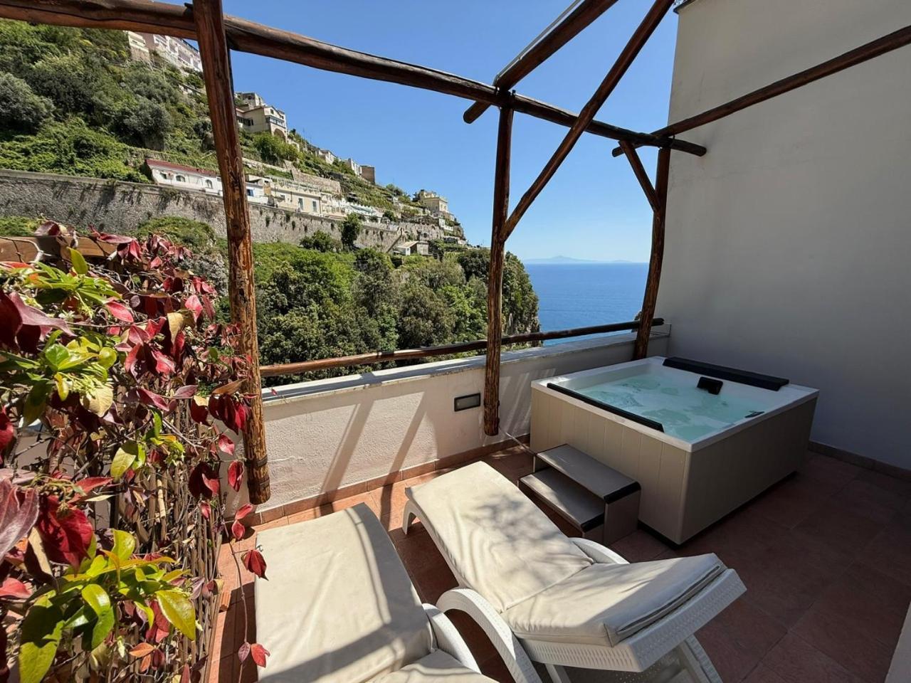 Deluxe Double Room Sea View