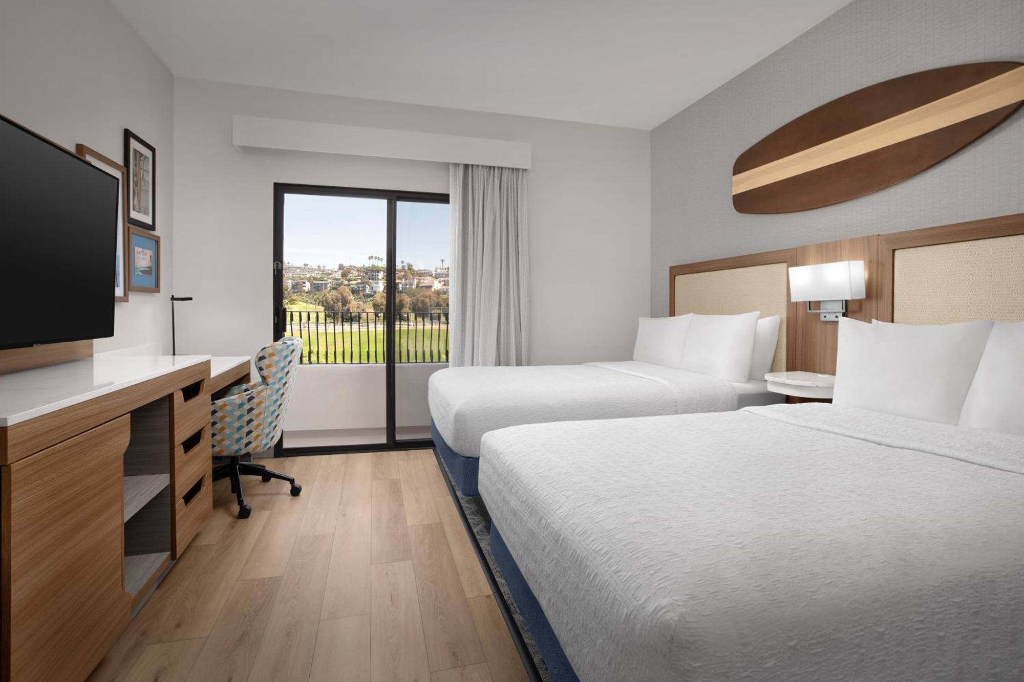 One-Bedroom Suite Two Double Beds Non-Smoking