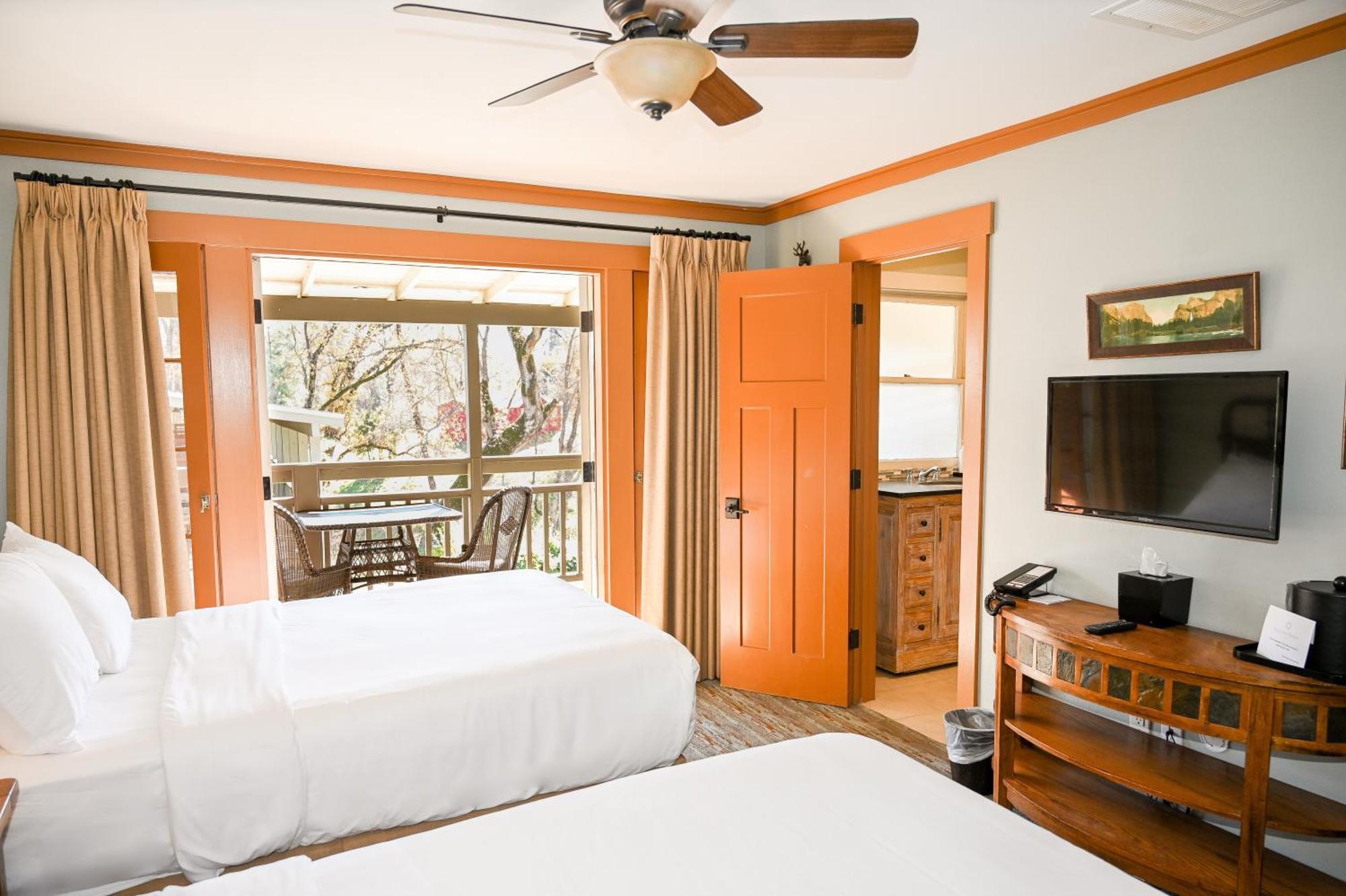 Double Room with Two Double Beds - Non-Smoking