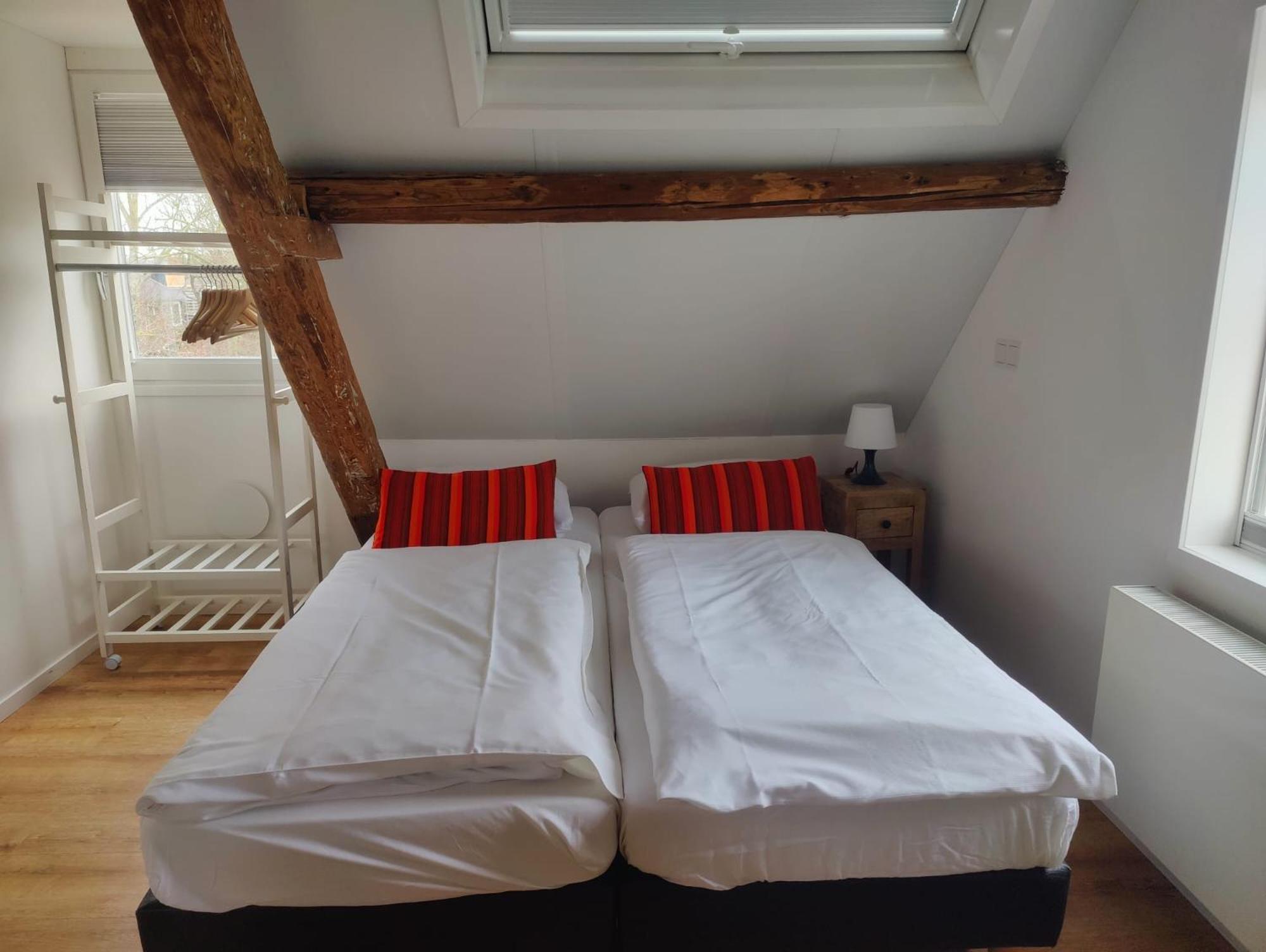 Double Room Private Bathroom