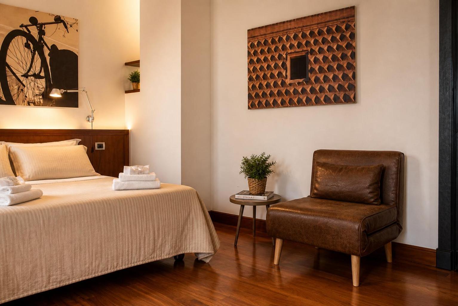 Double Room Private Bathroom