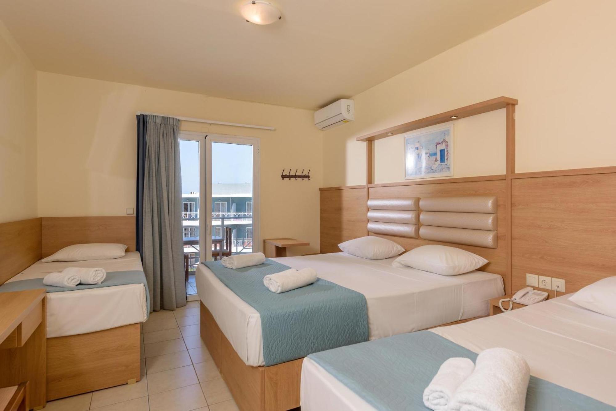 Quadruple Room Sea View