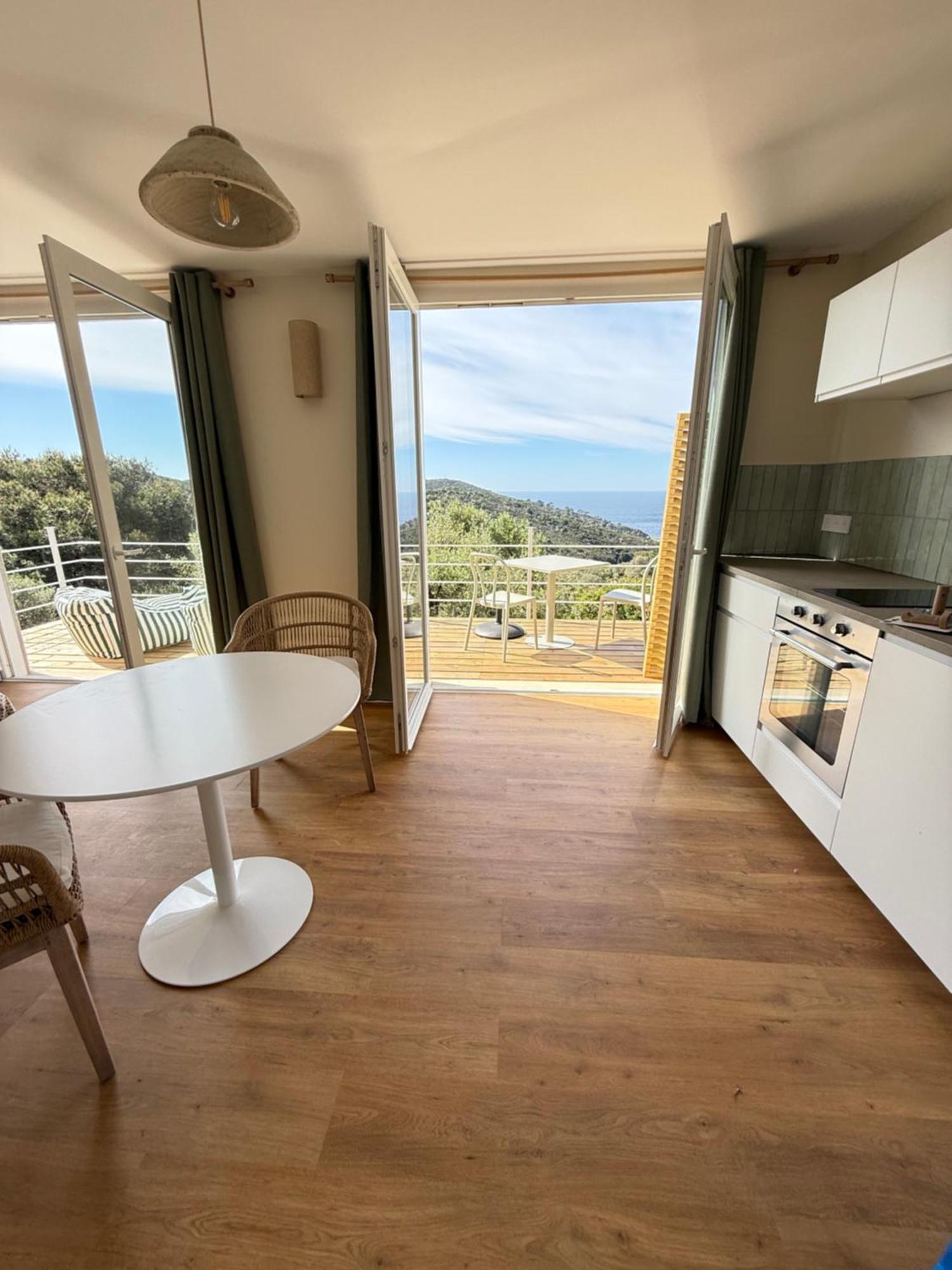 Studio Sea View