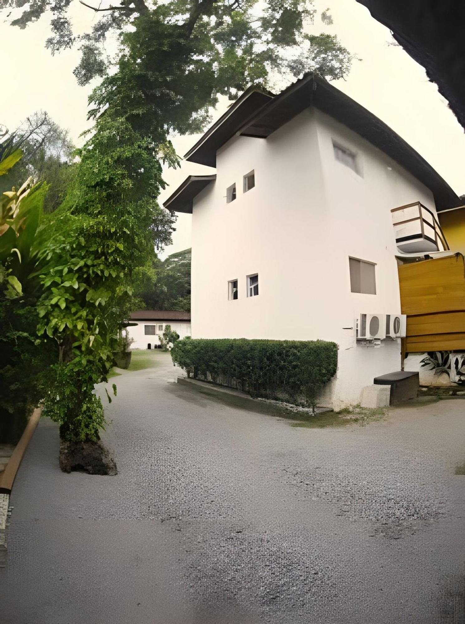 Family Studio