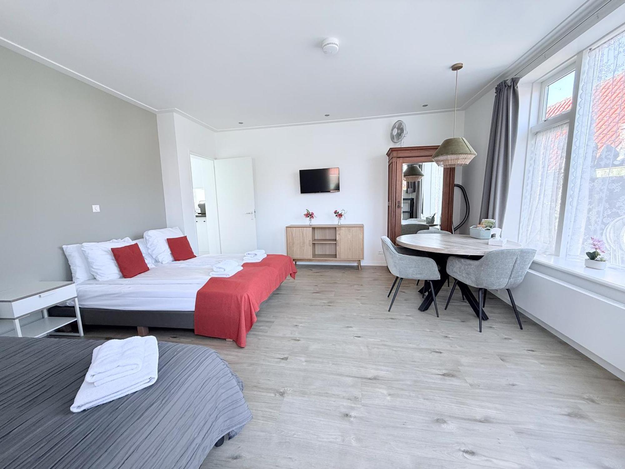 Comfort Triple Room