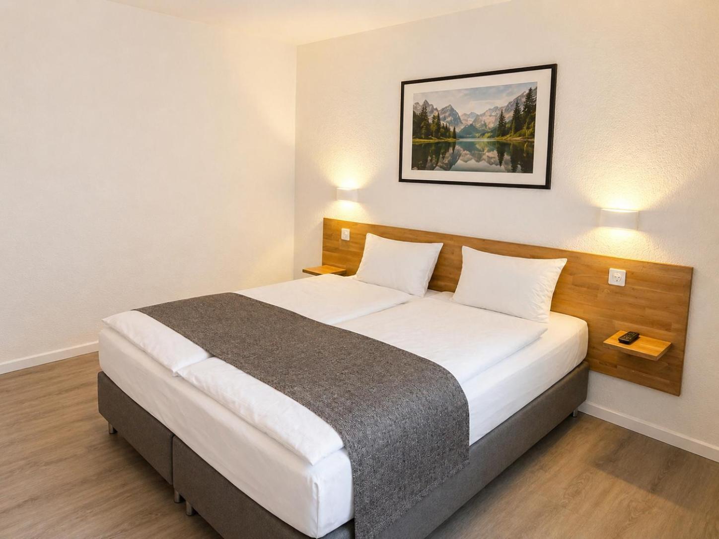 Double Room Quiet Courtyard