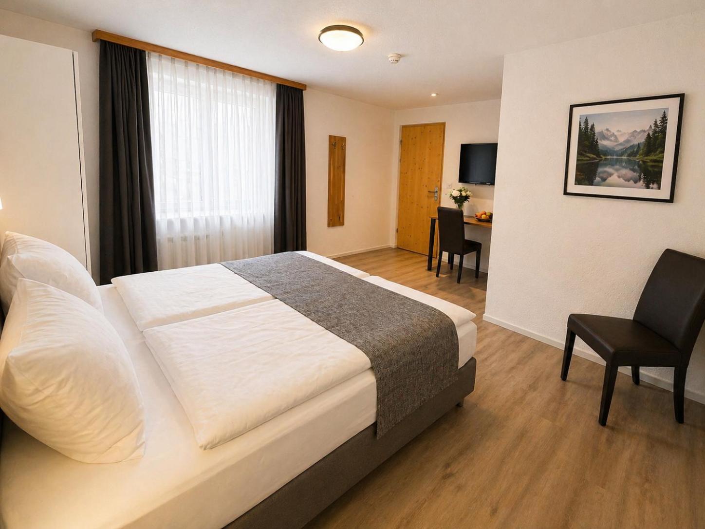 Double Room Quiet Courtyard