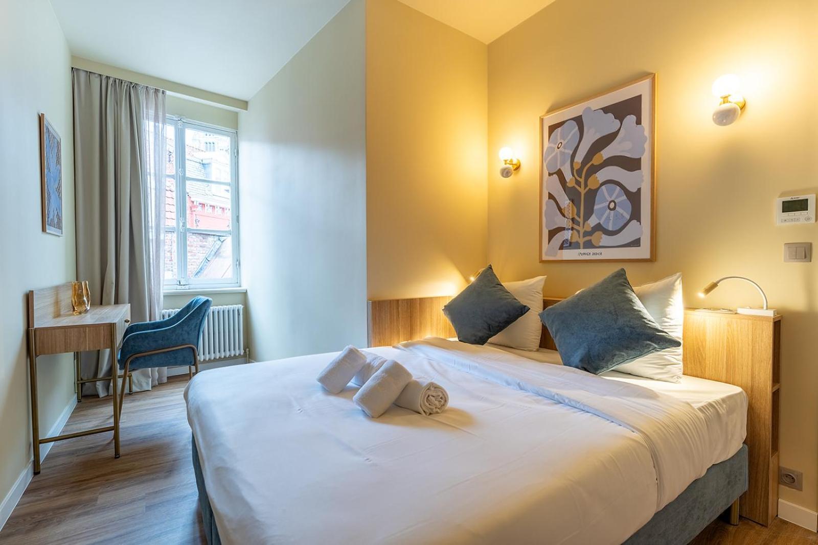 Standard King Room