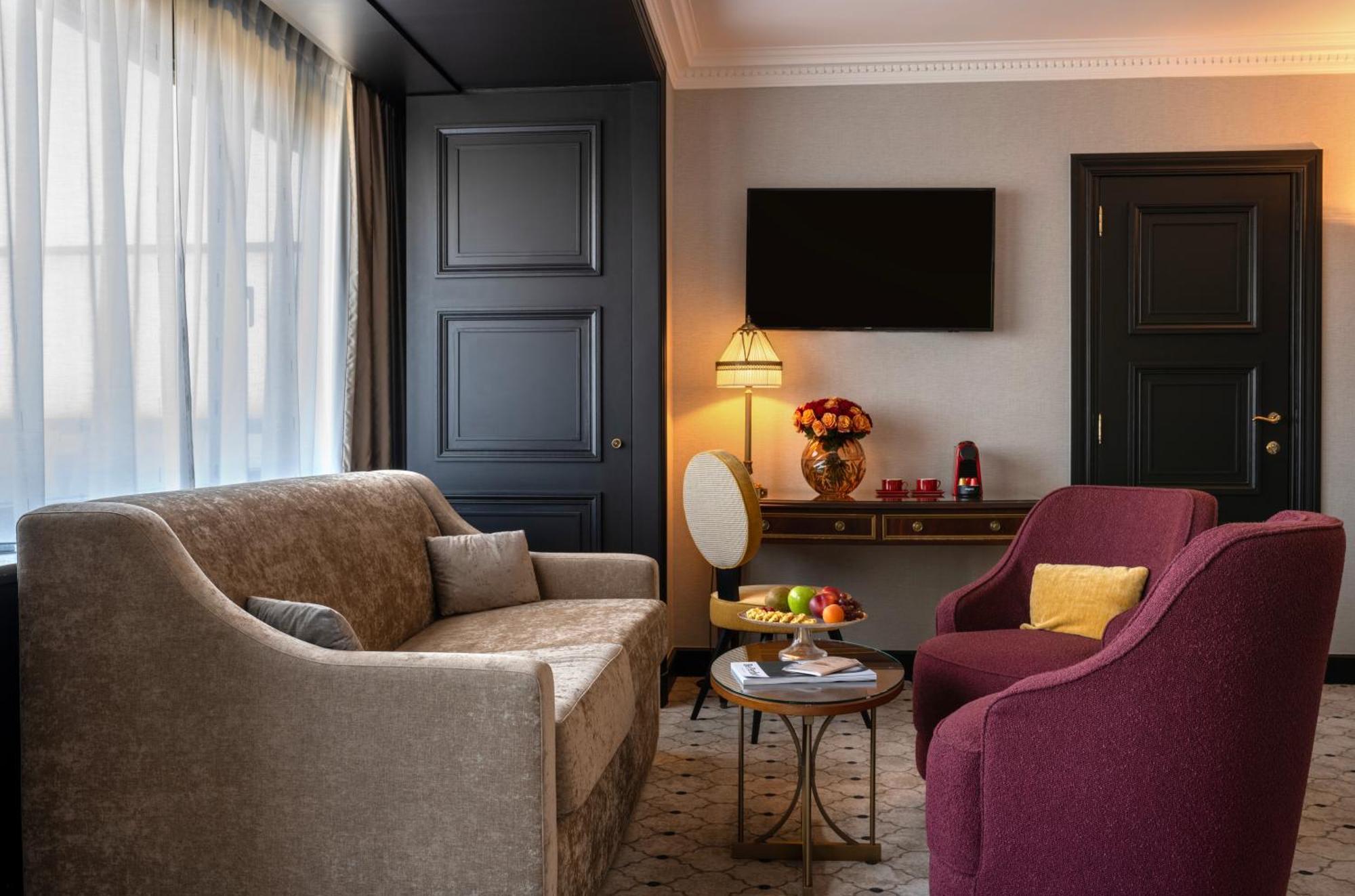 Junior Suite King Bed
