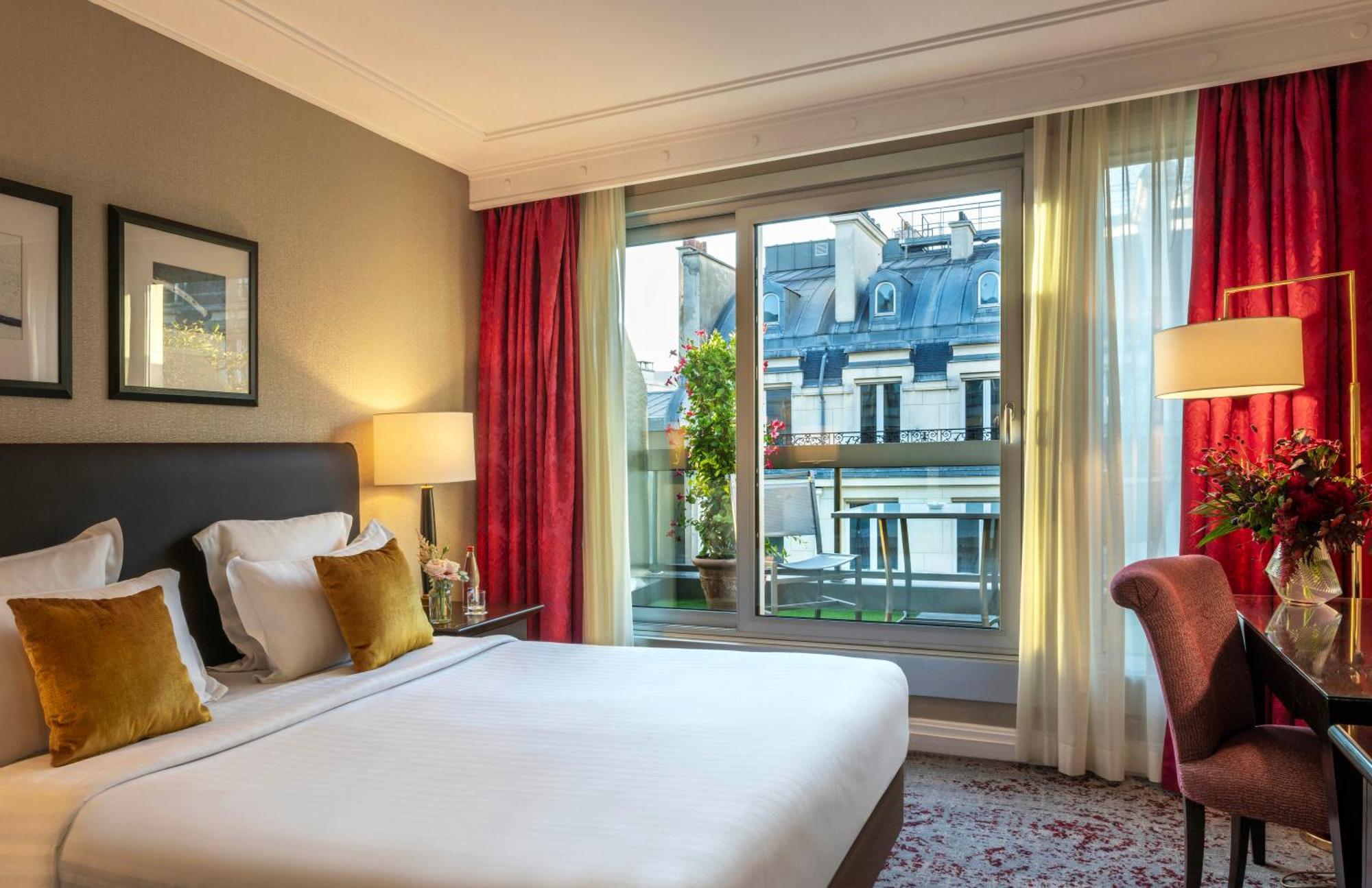 Deluxe King Room Terrace
