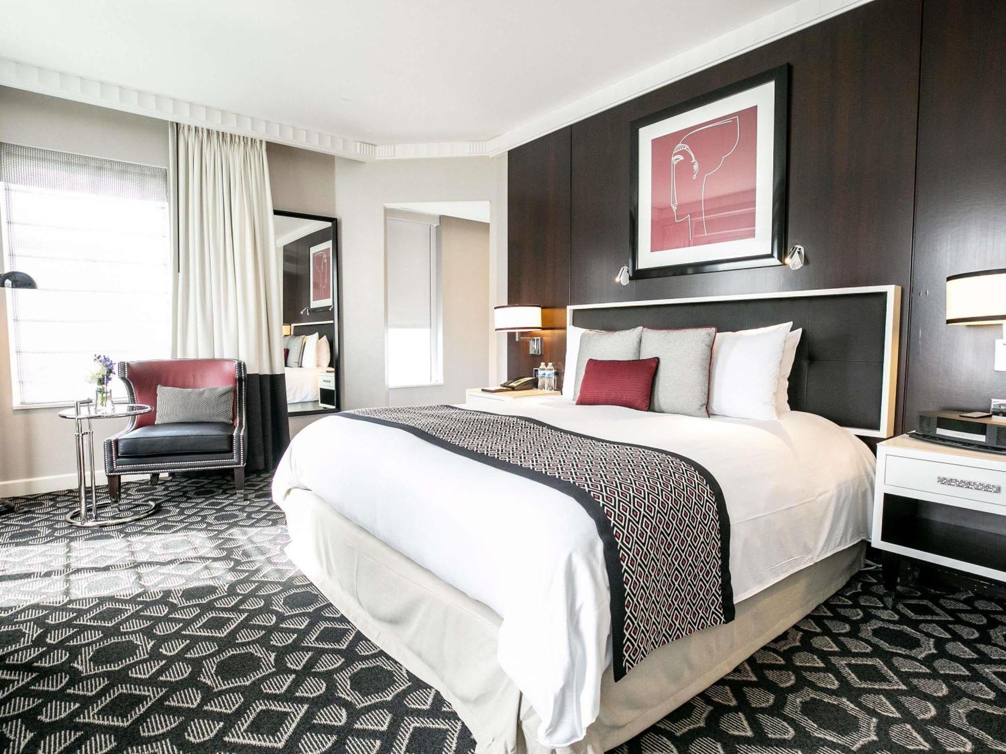Luxury King Room