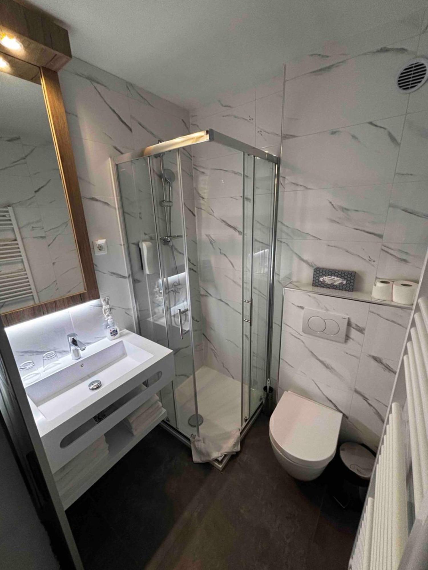 Superior Quadruple Room Separate Entrance