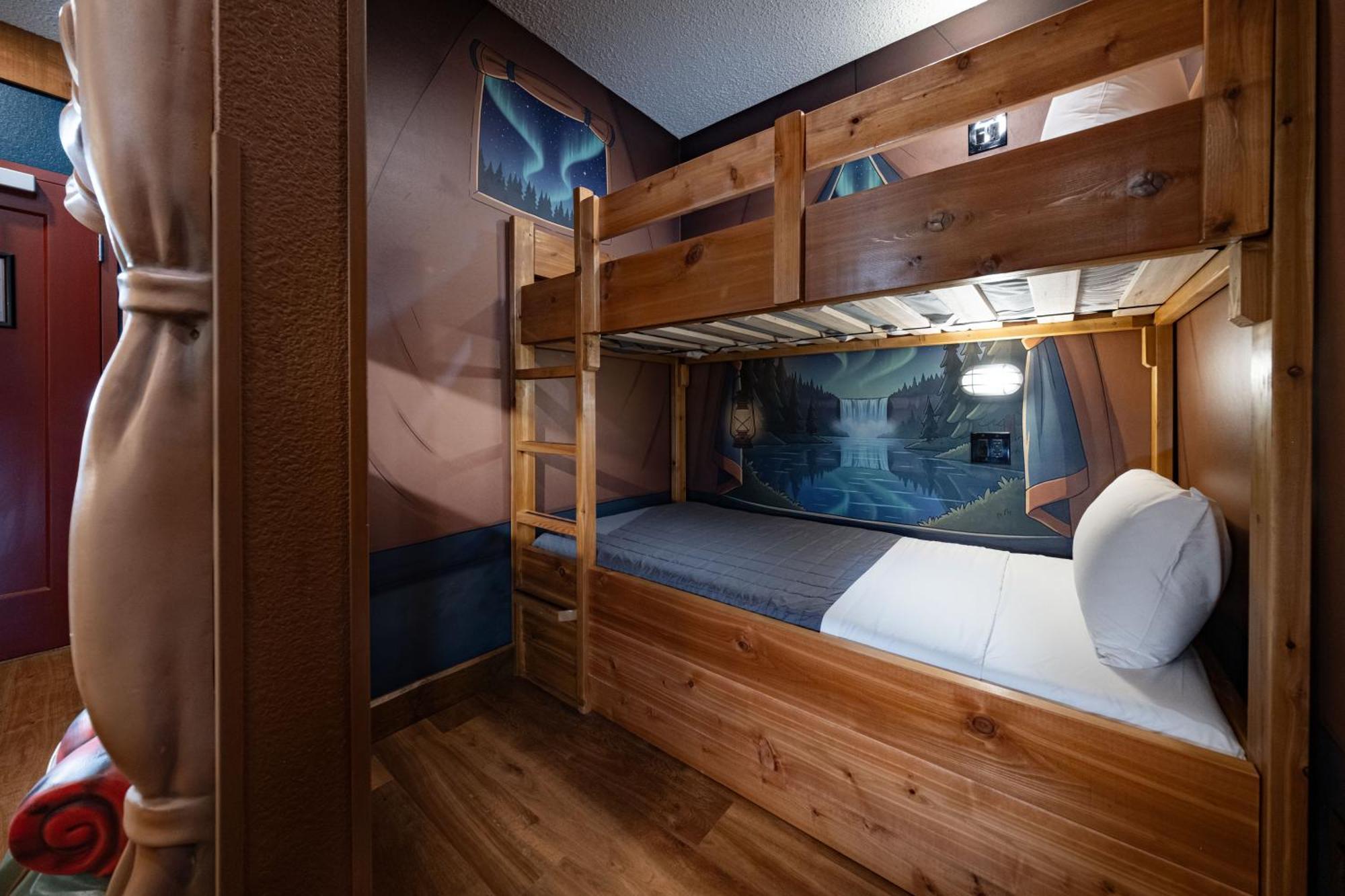 Deluxe KidKamp Suite