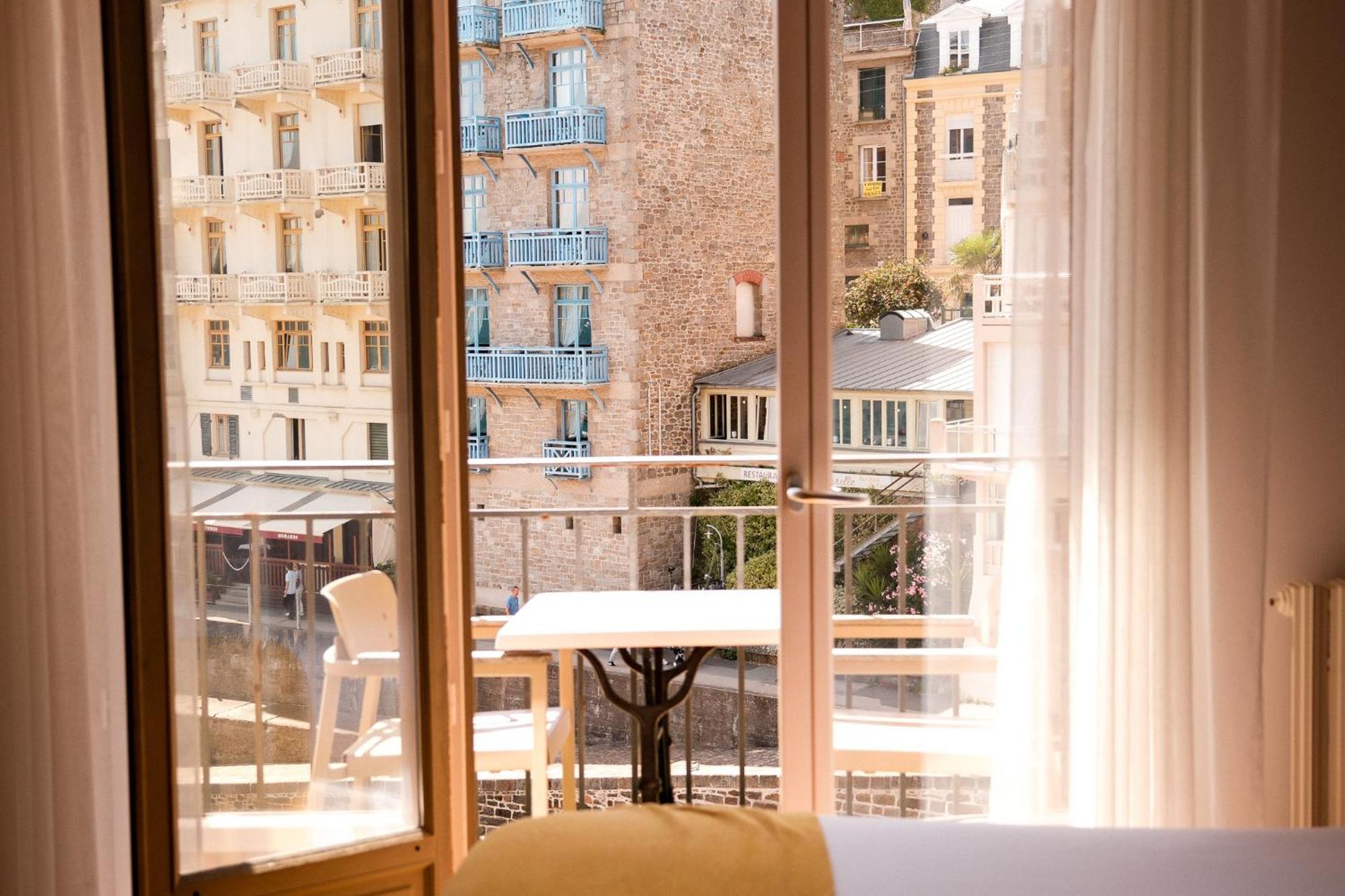 Chambre Double avec Balcon - Côté Mer