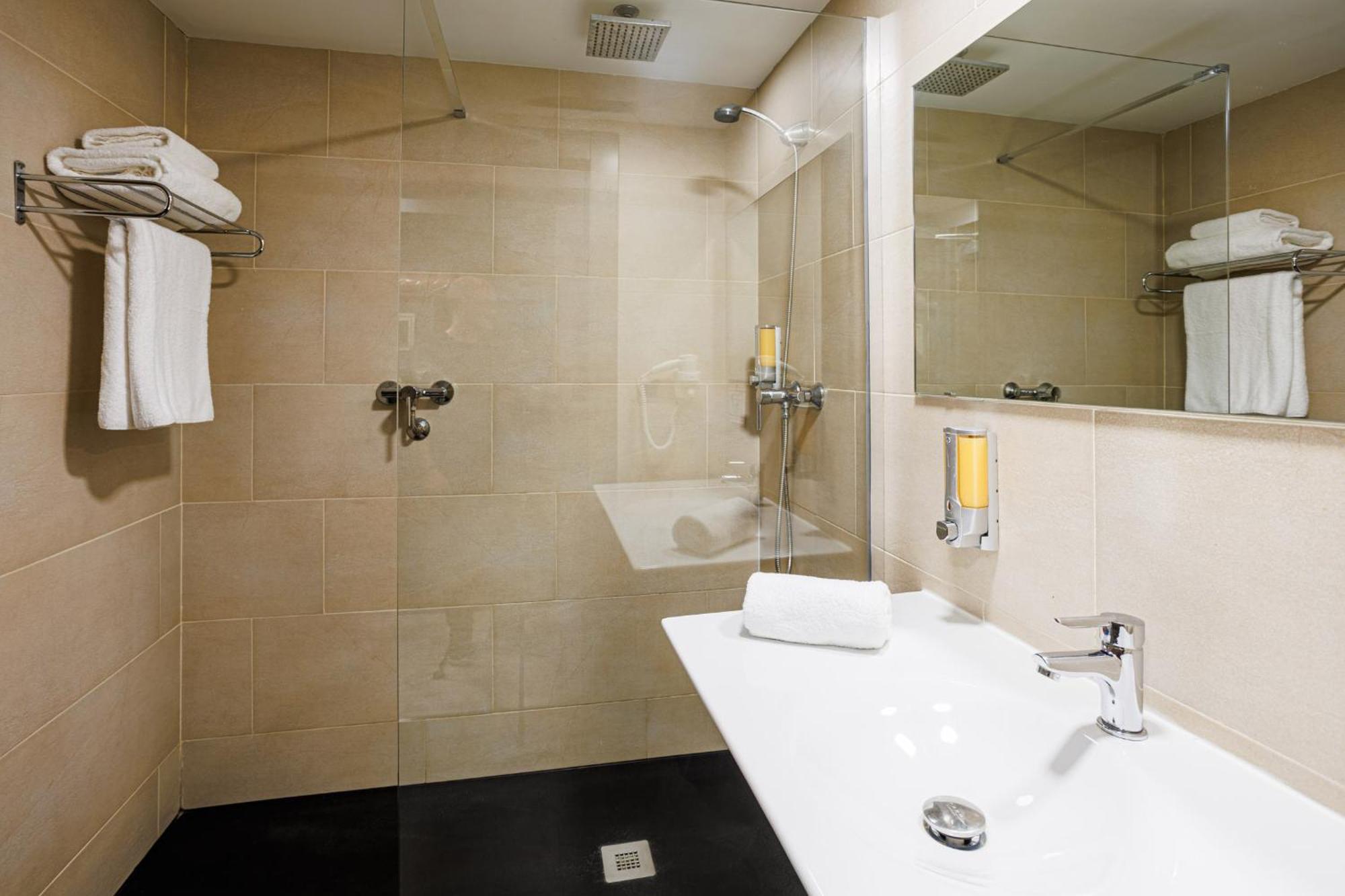 Double Room 1